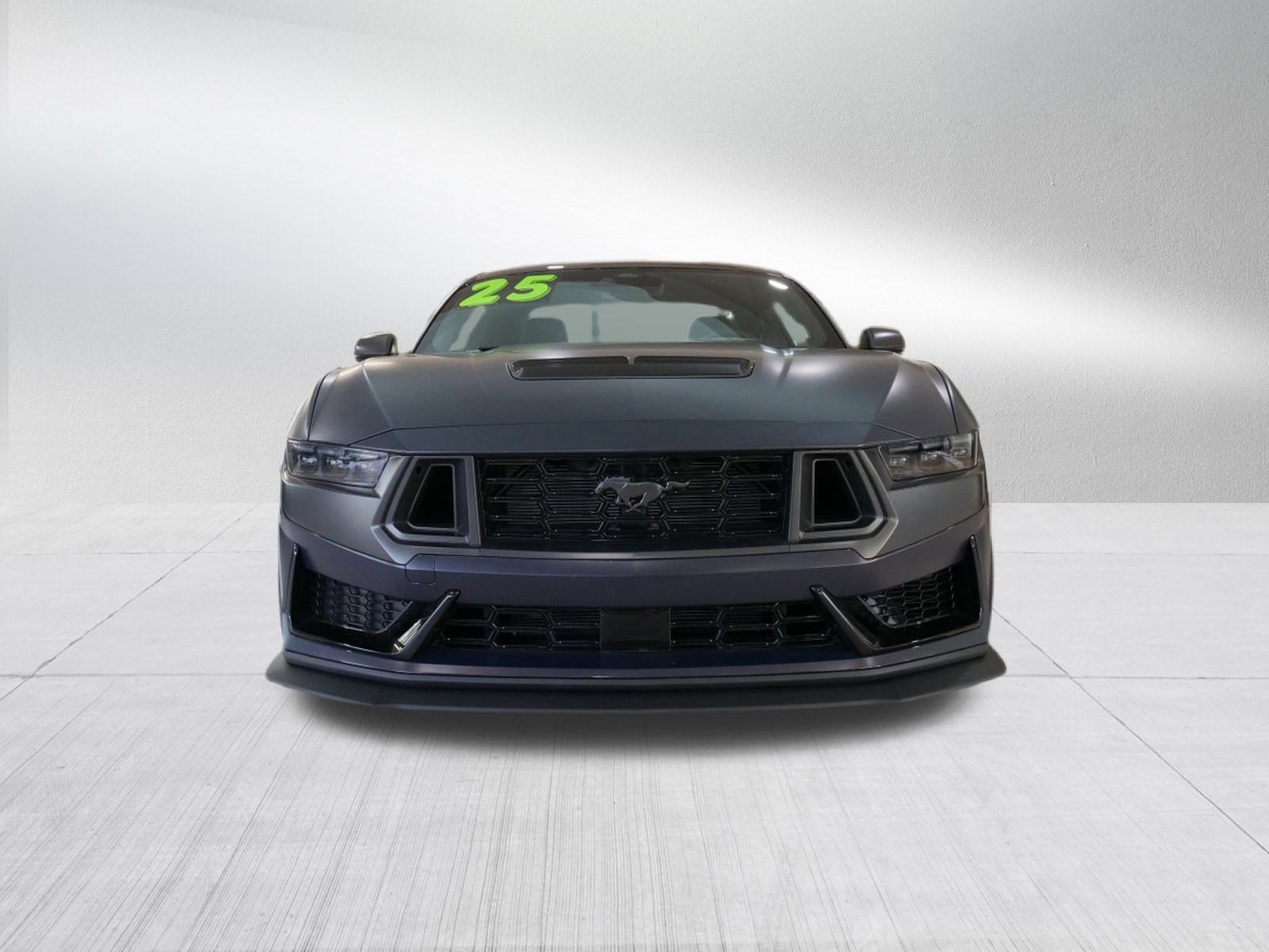 2025 Ford Mustang Dark Horse