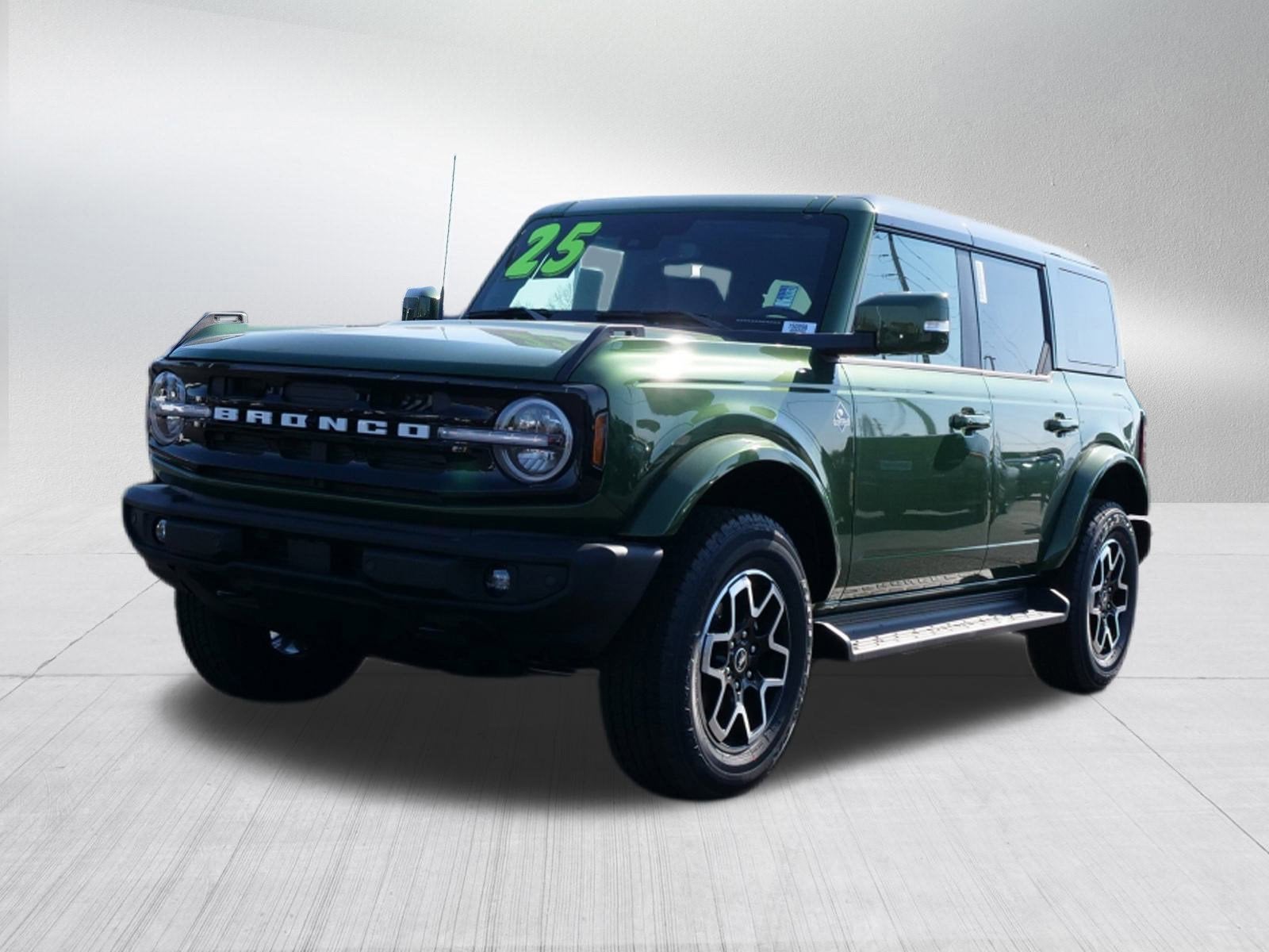 2025 Ford Bronco Outer Banks