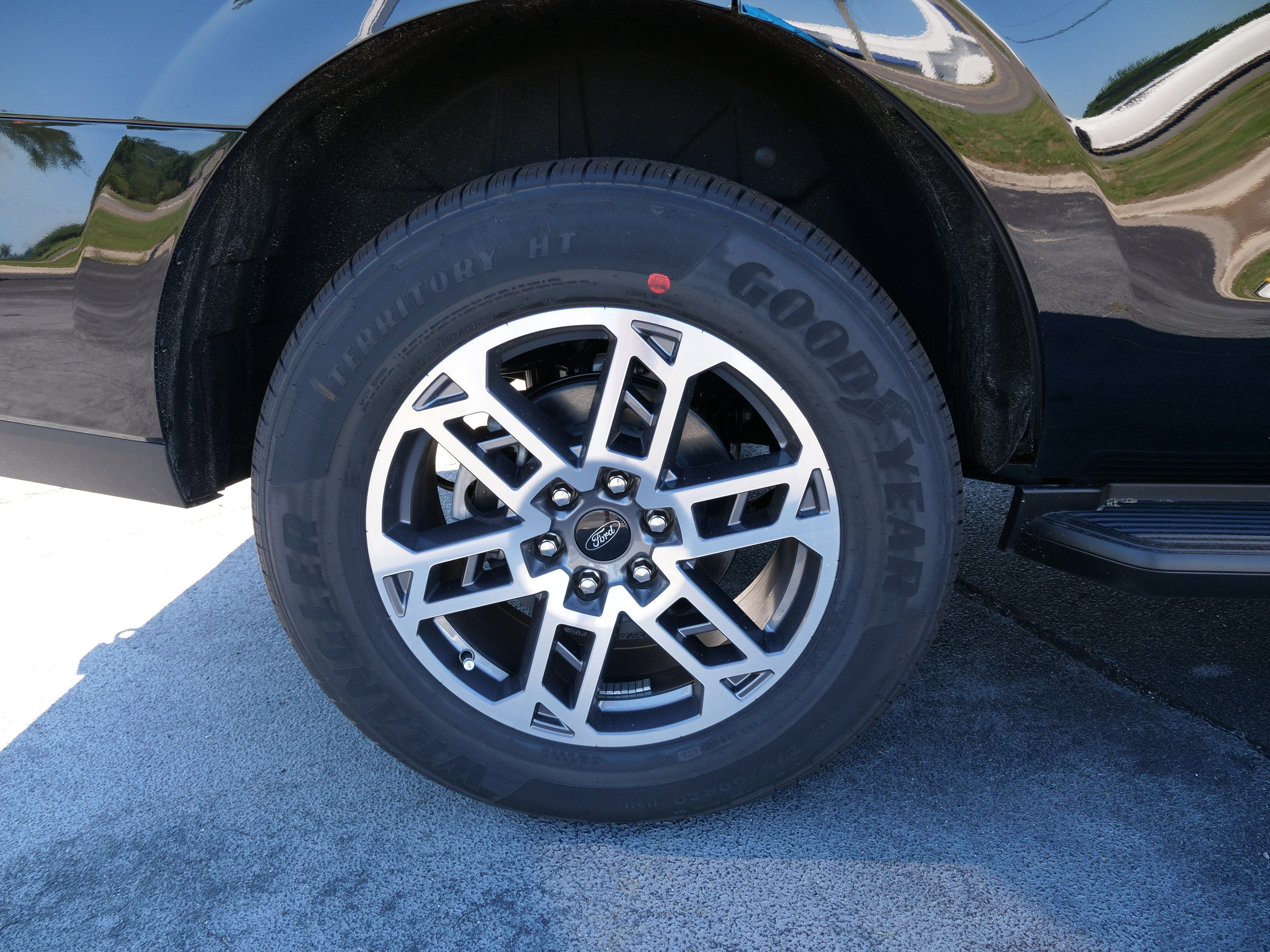 2026 Ford Expedition Active