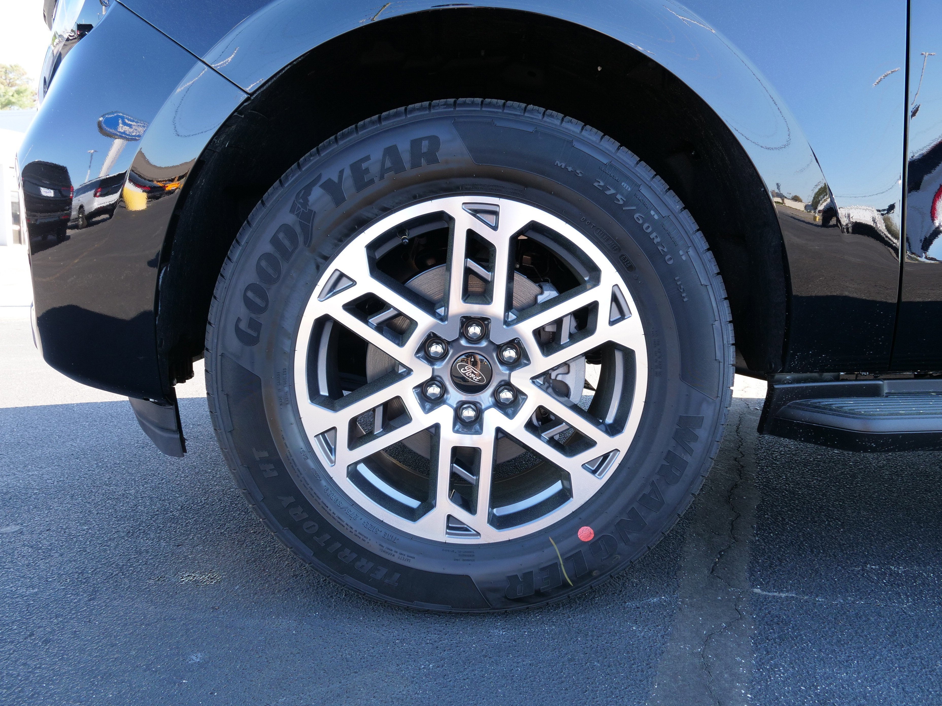 2026 Ford Expedition Active