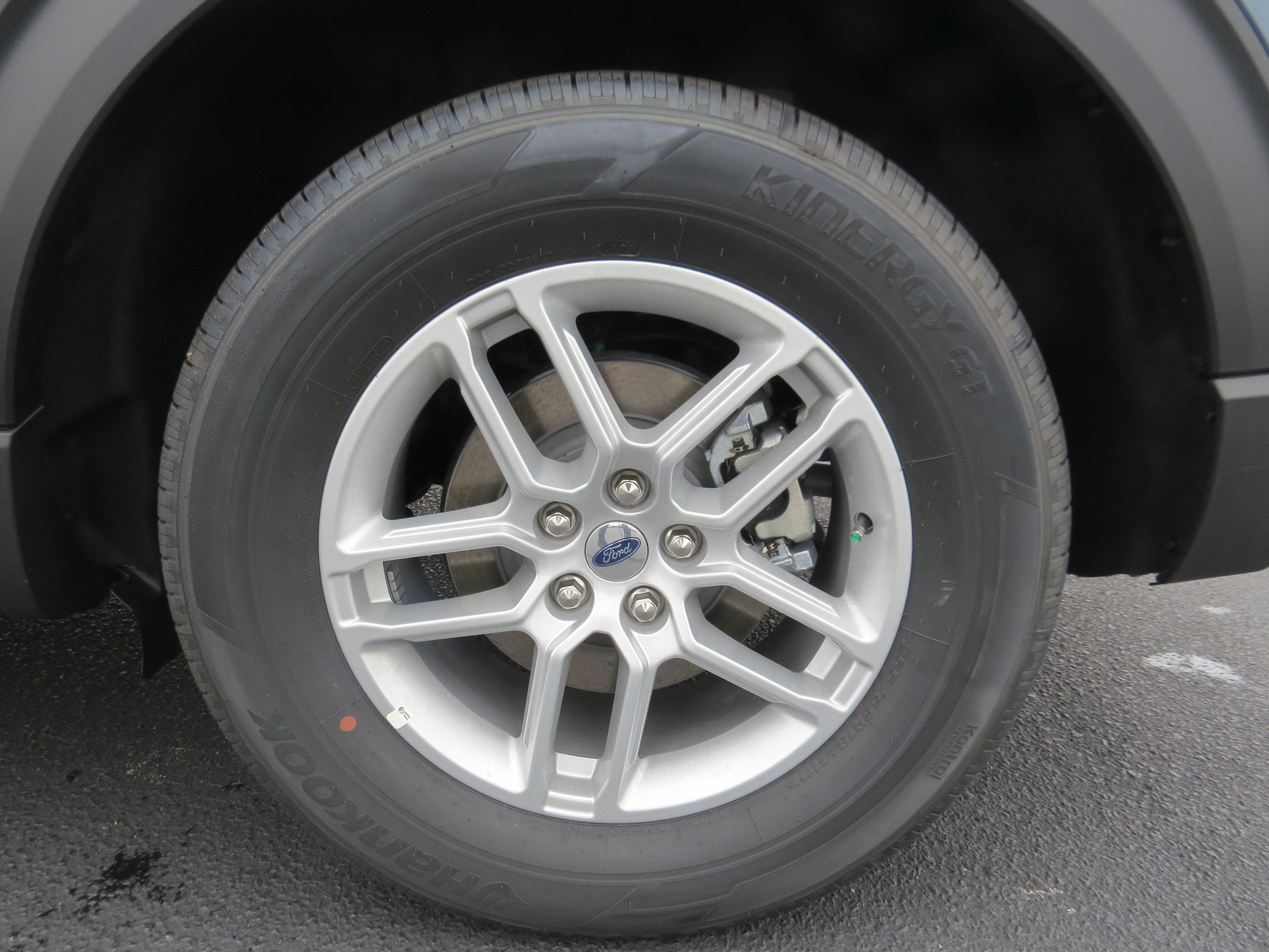2027 Ford Explorer Base