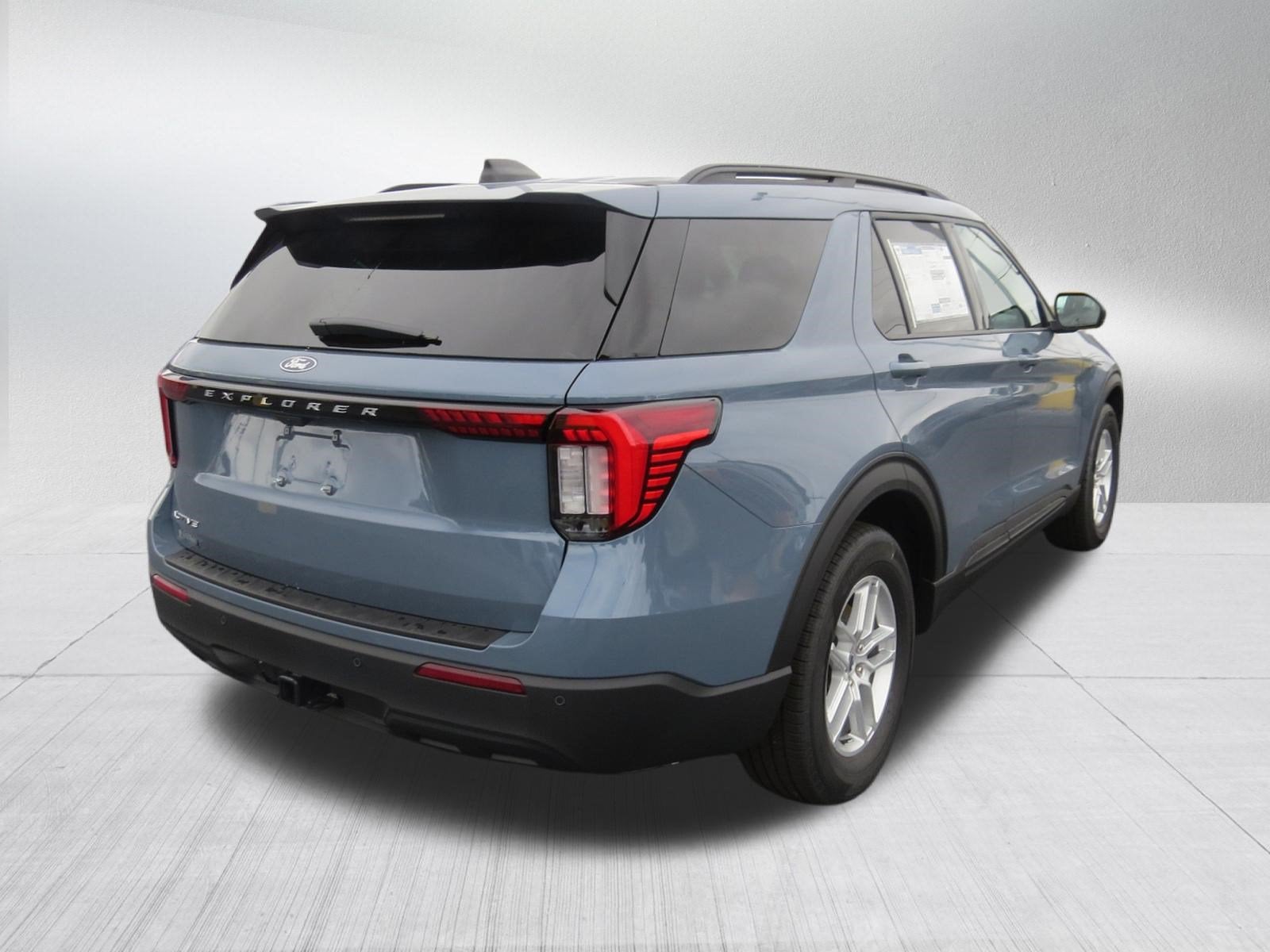 2027 Ford Explorer Base