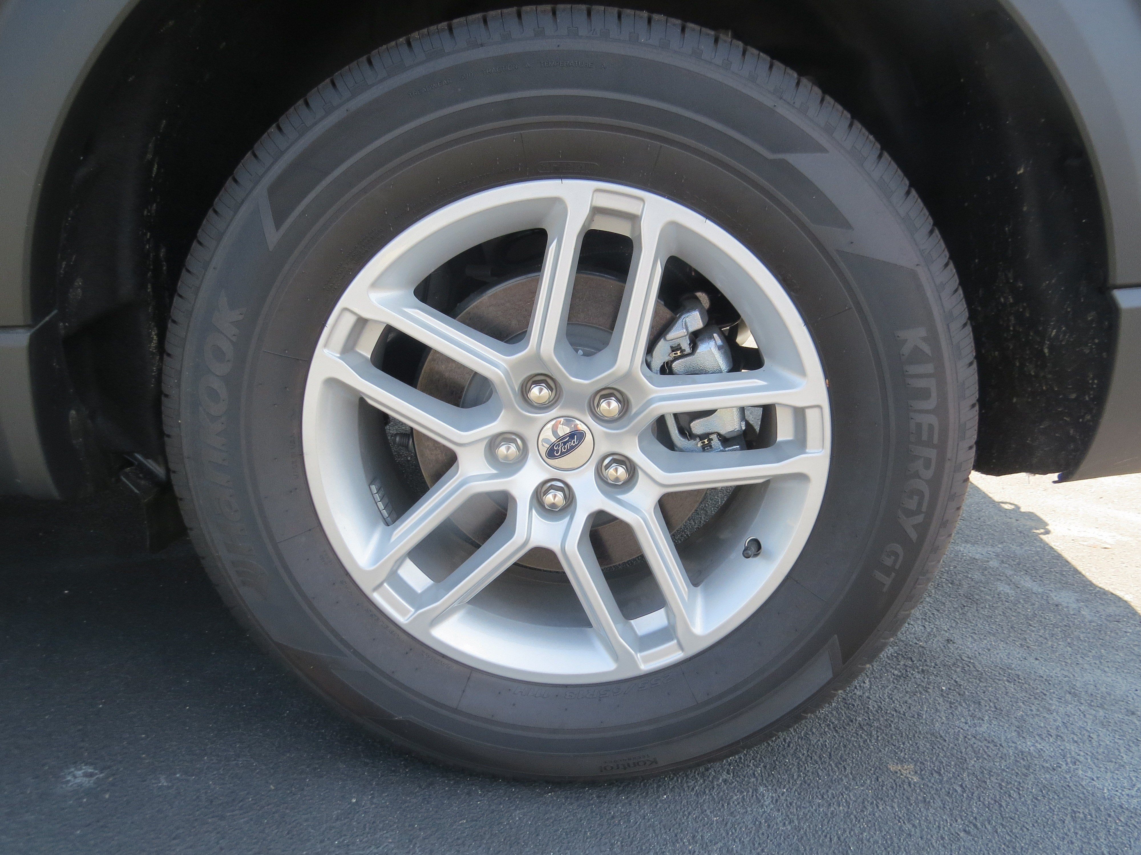 2026 Ford Explorer Base
