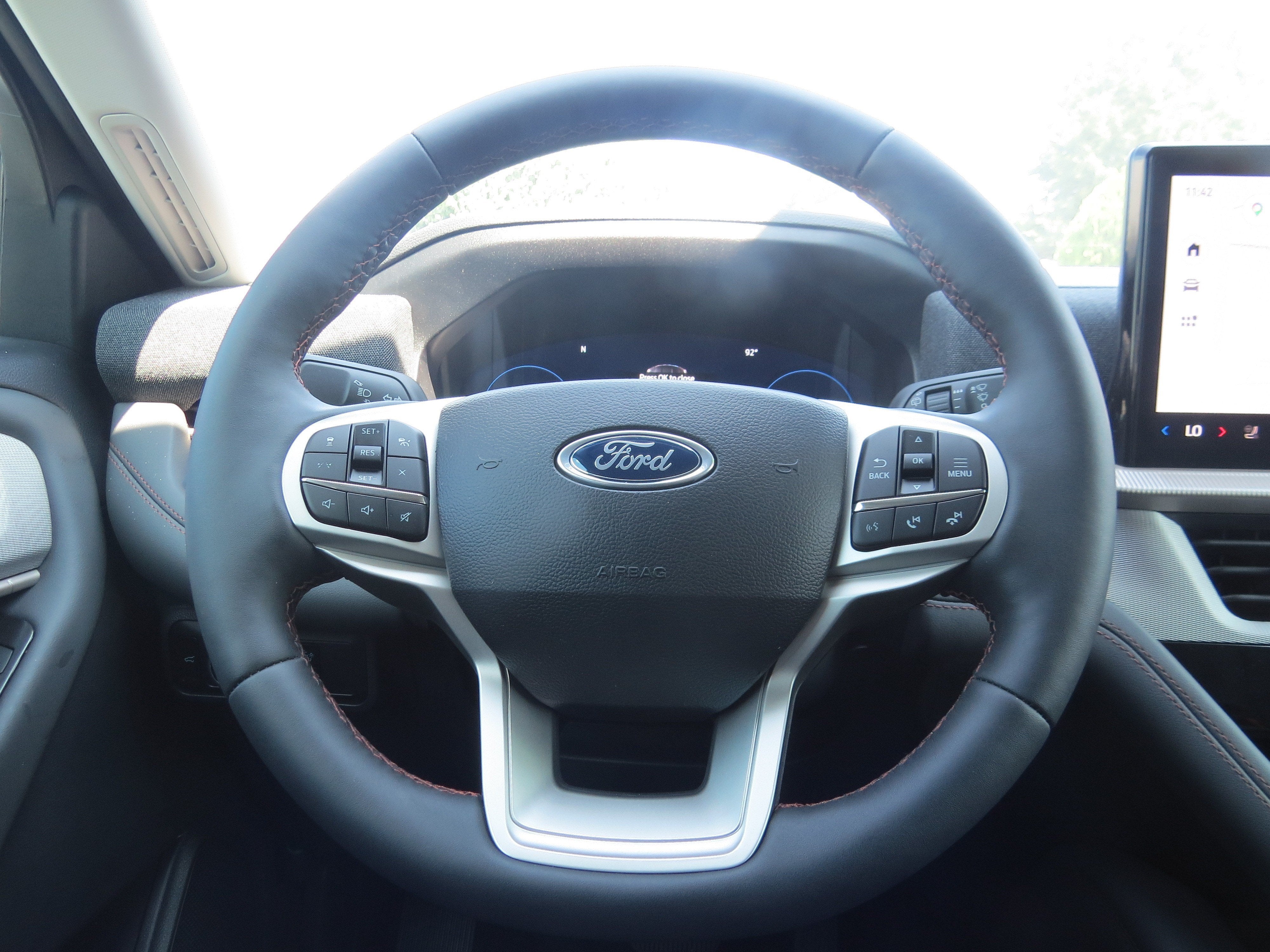 2026 Ford Explorer Base