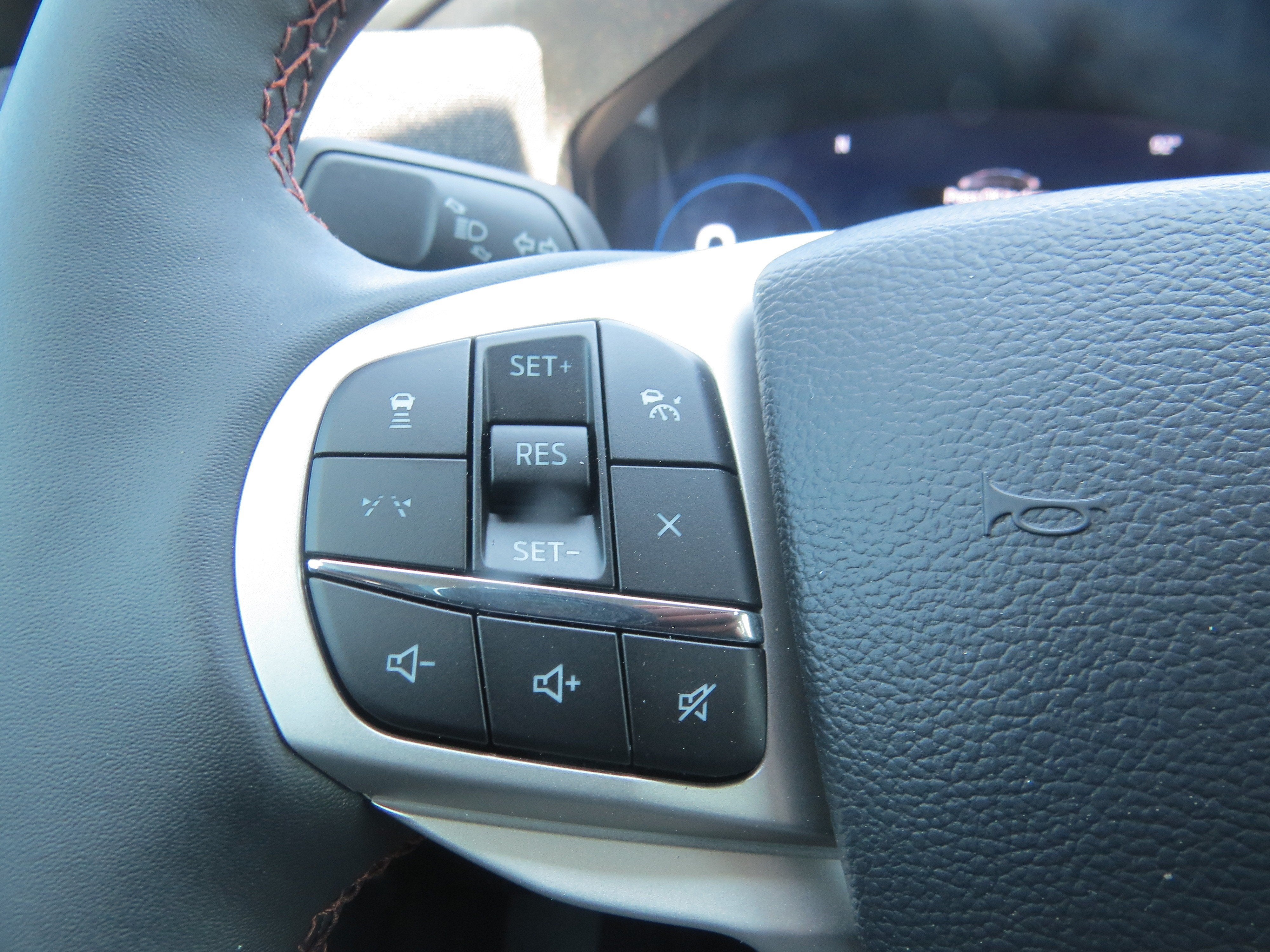 2026 Ford Explorer Base