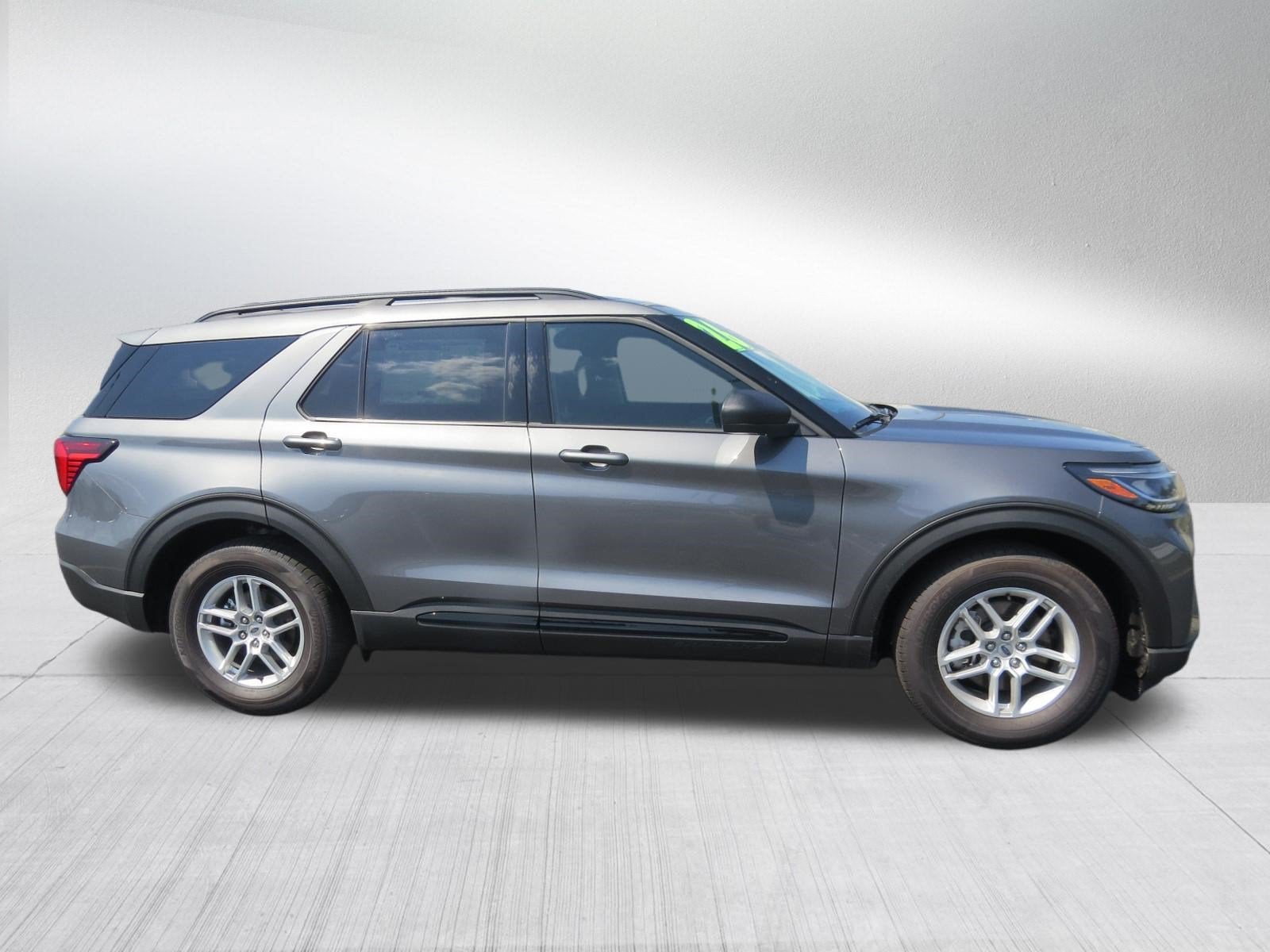 2026 Ford Explorer Base