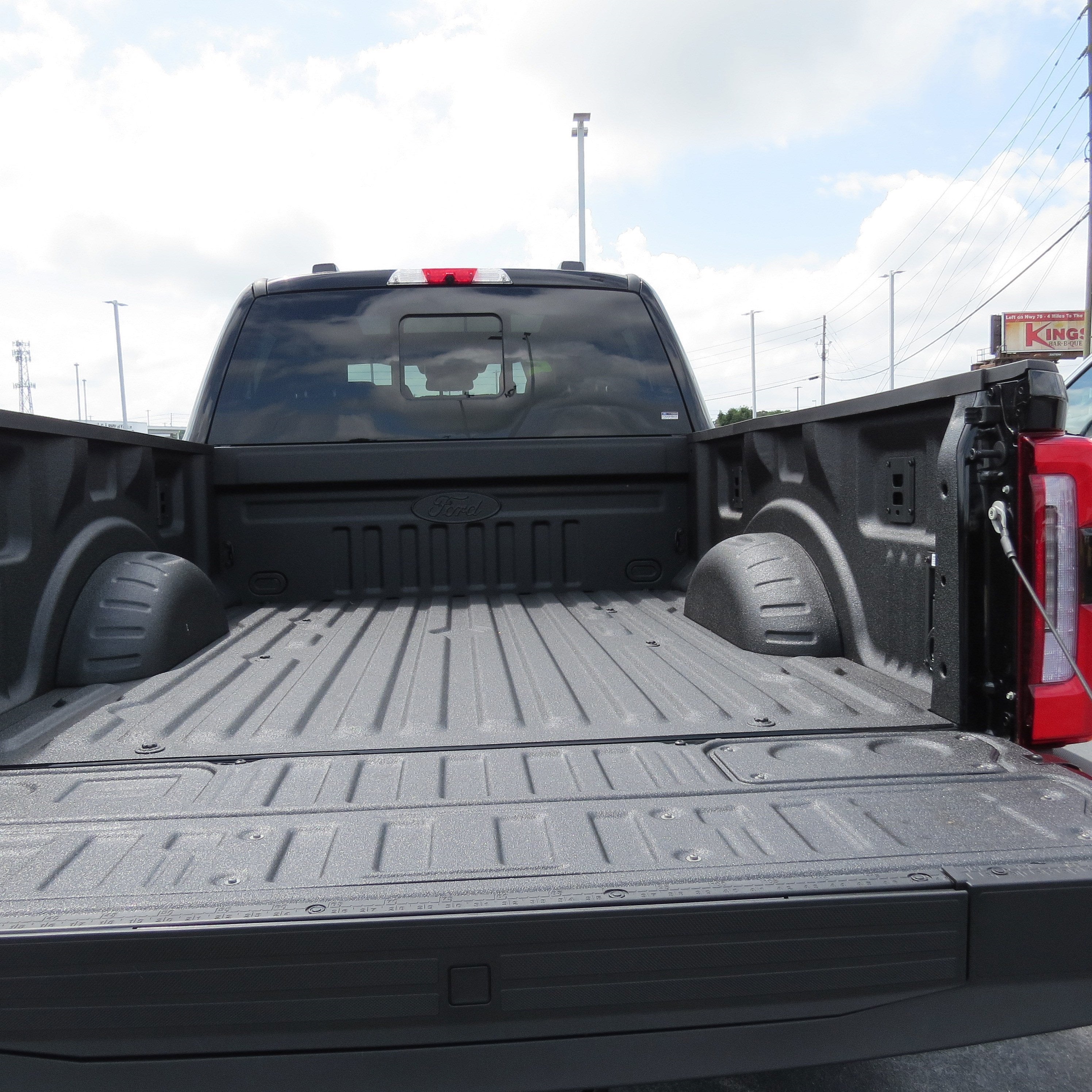 2025 Ford Super Duty F-250 SRW F-250® Platinum®