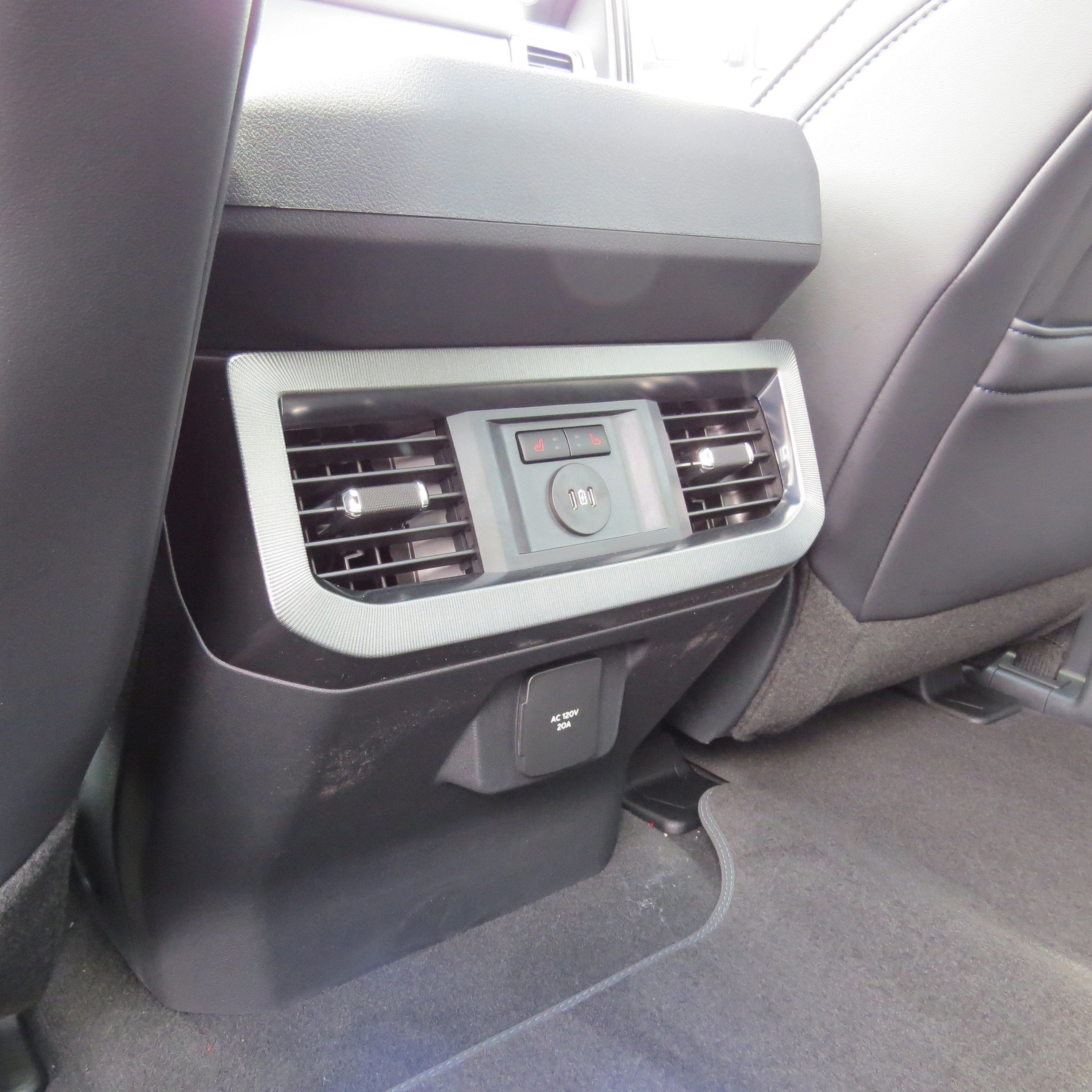 2025 Ford Super Duty F-250 SRW F-250® Platinum®