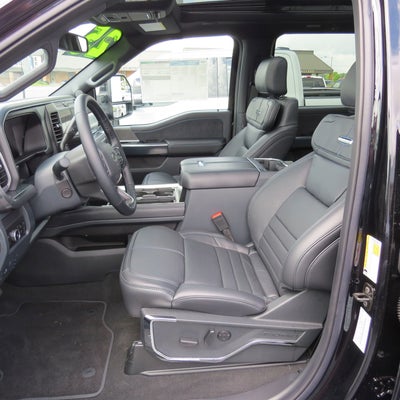 2025 Ford Super Duty F-250 SRW F-250® Platinum®