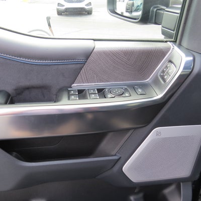 2025 Ford Super Duty F-250 SRW F-250® Platinum®