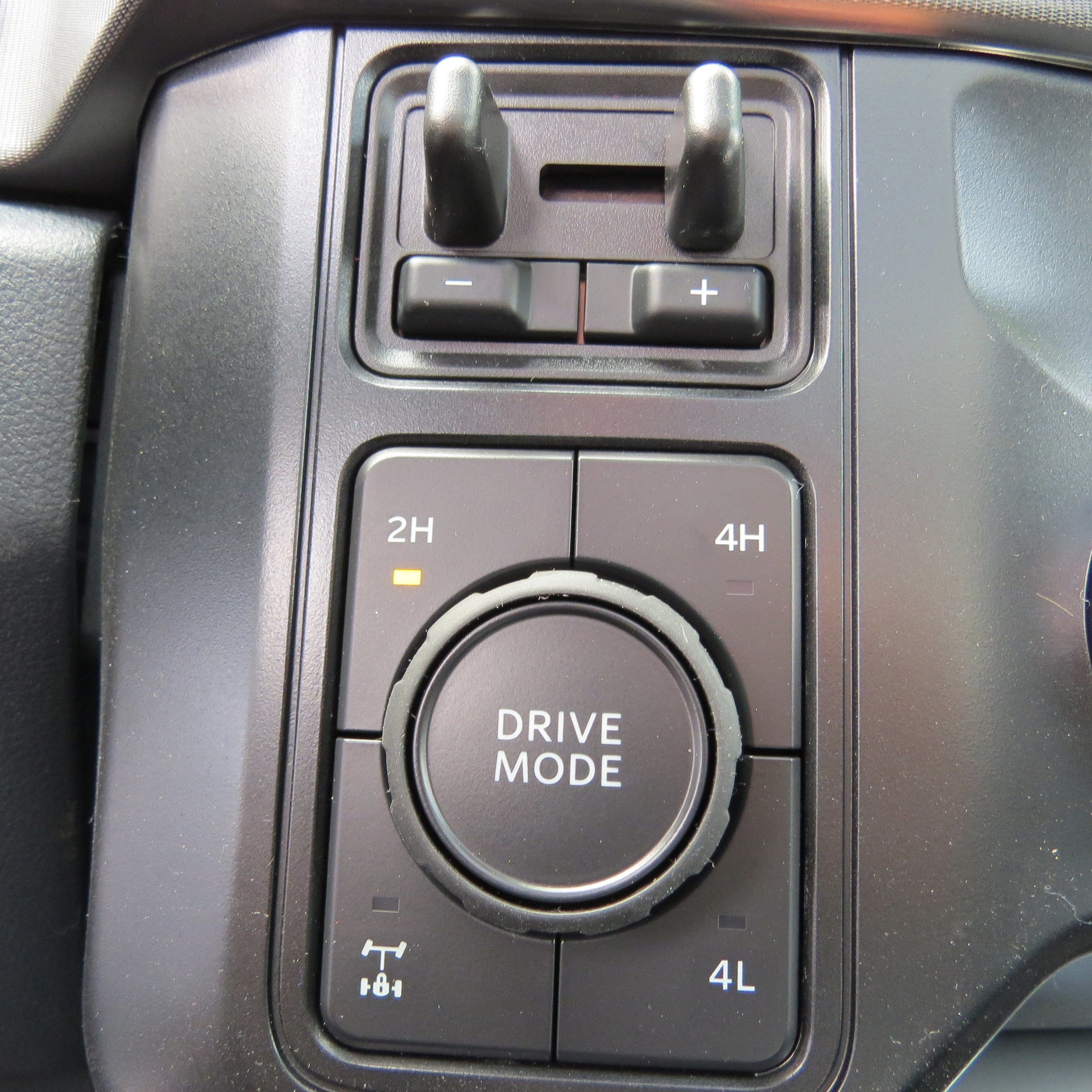 2025 Ford Super Duty F-250 SRW F-250® Platinum®