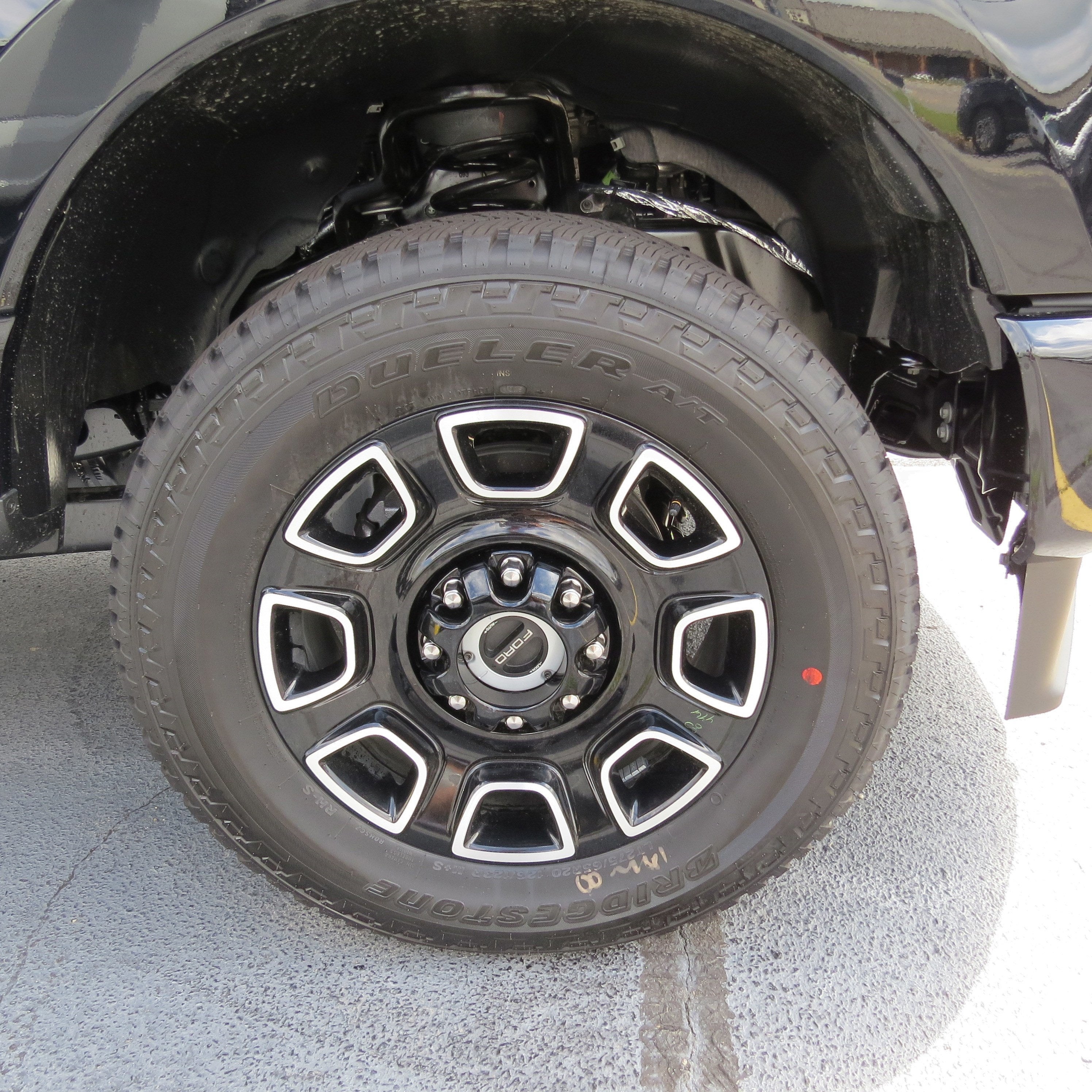 2025 Ford Super Duty F-250 SRW F-250® Platinum®