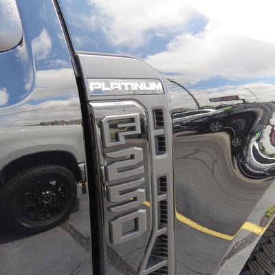 2025 Ford Super Duty F-250 SRW F-250® Platinum®