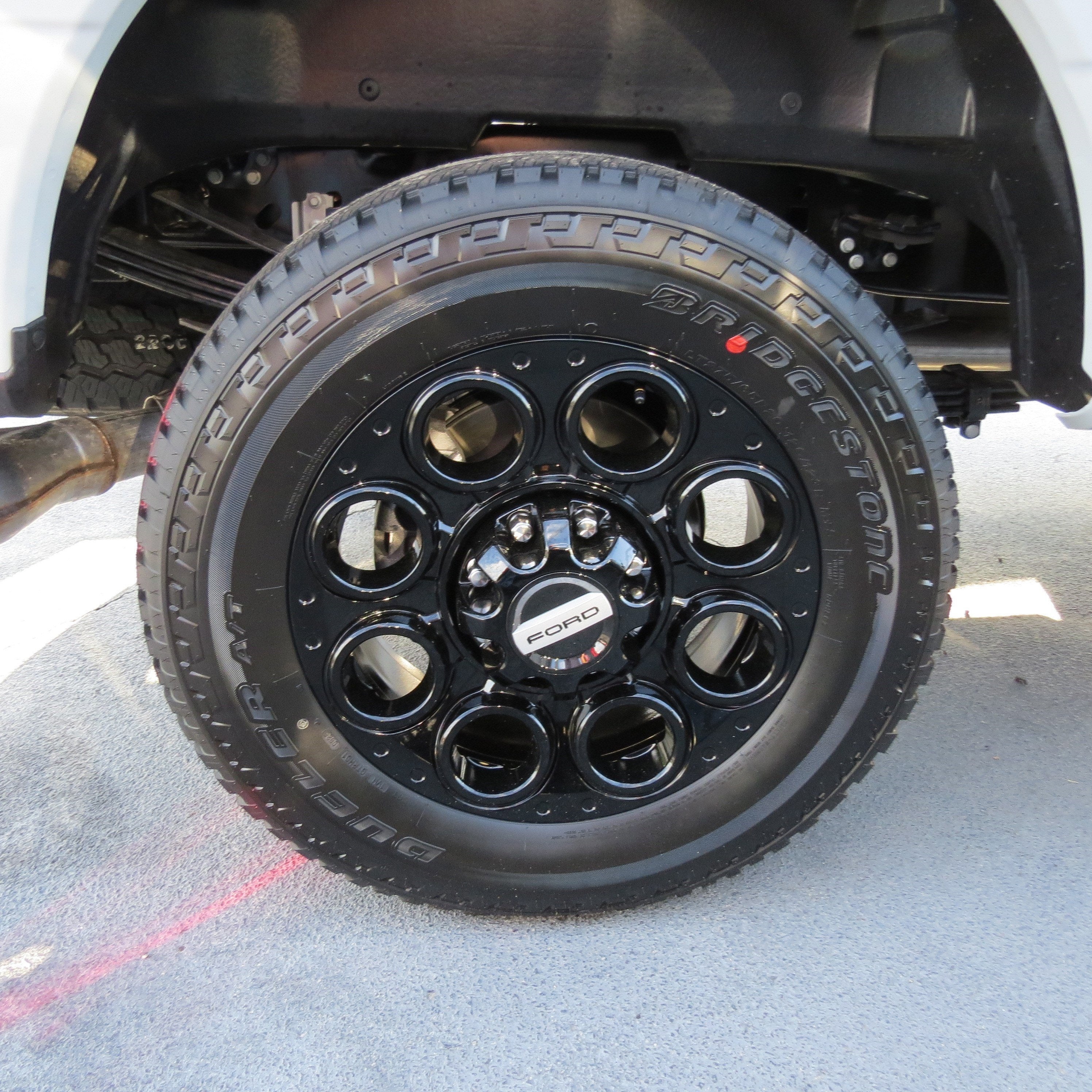 2025 Ford Super Duty F-250 SRW F-250® Lariat®