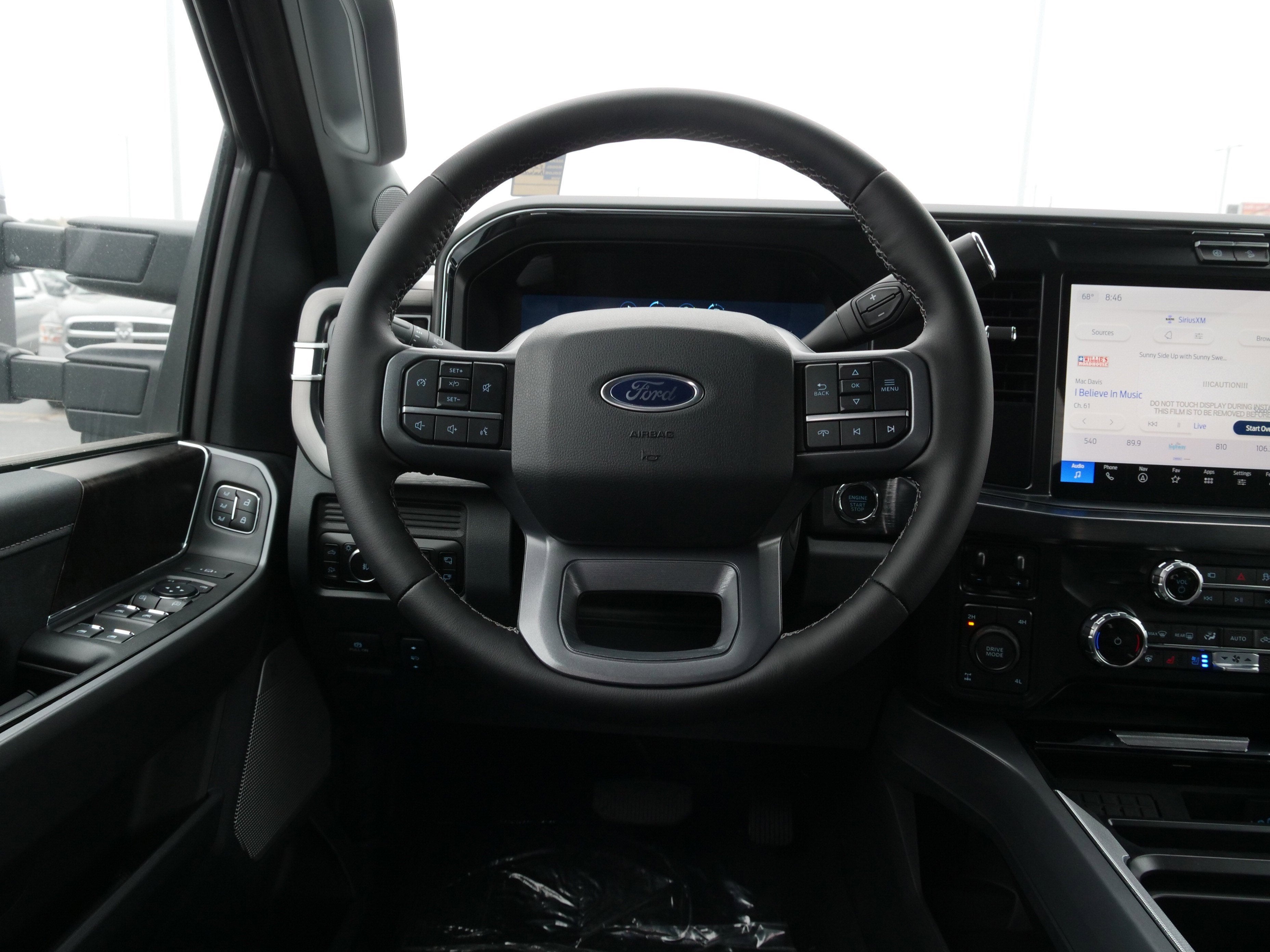 2025 Ford Super Duty F-250 SRW F-250® Lariat®