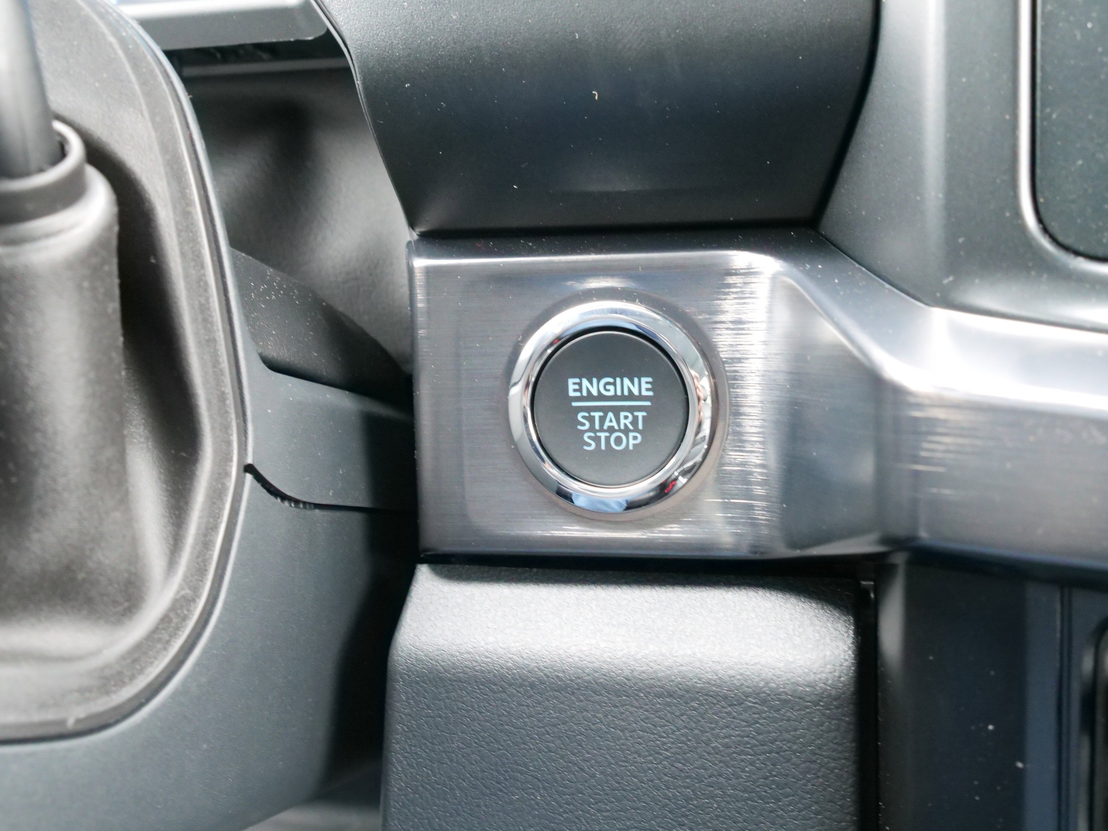 2025 Ford Super Duty F-250 SRW F-250® Lariat®