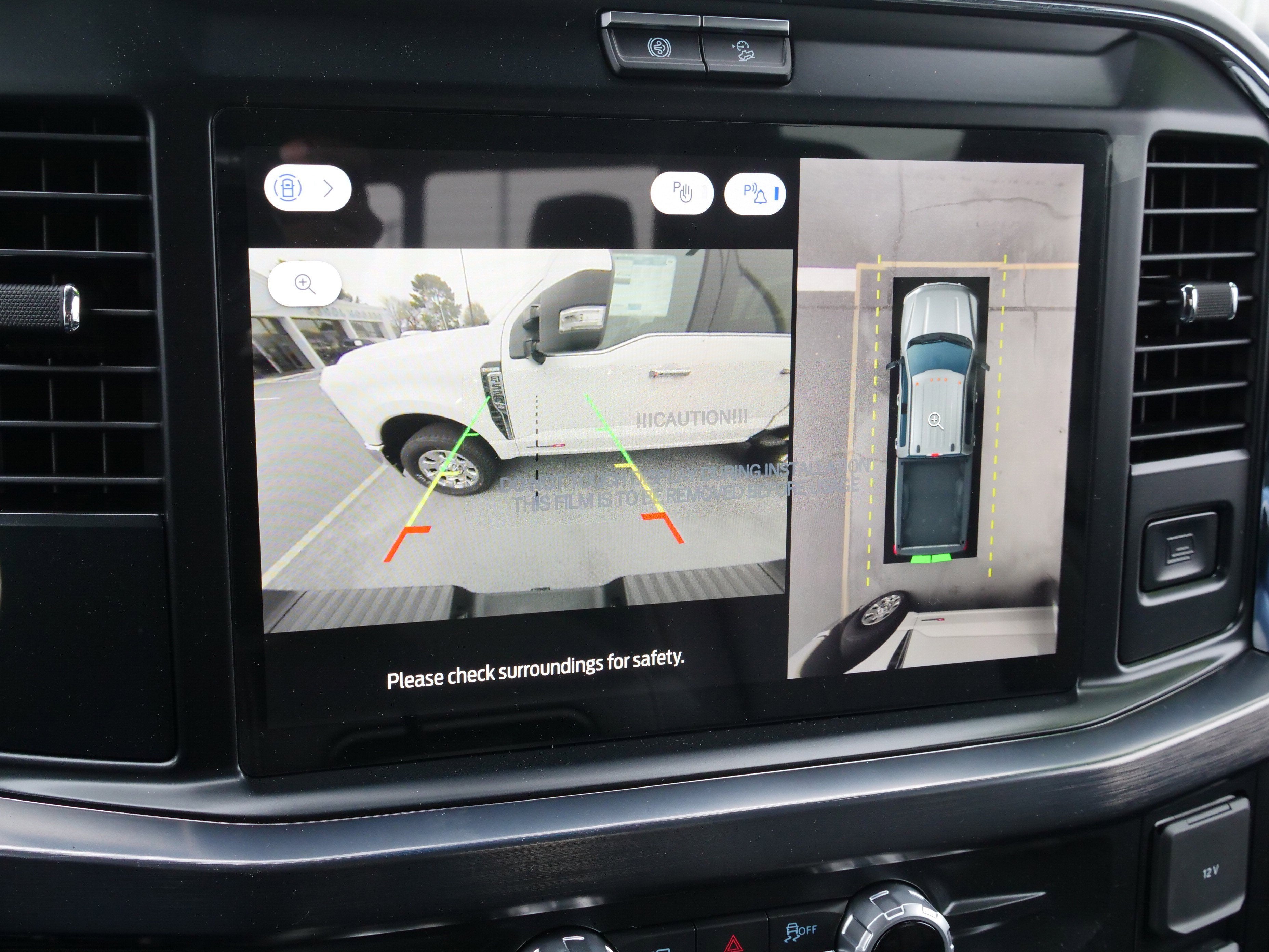 2025 Ford Super Duty F-250 SRW F-250® Lariat®