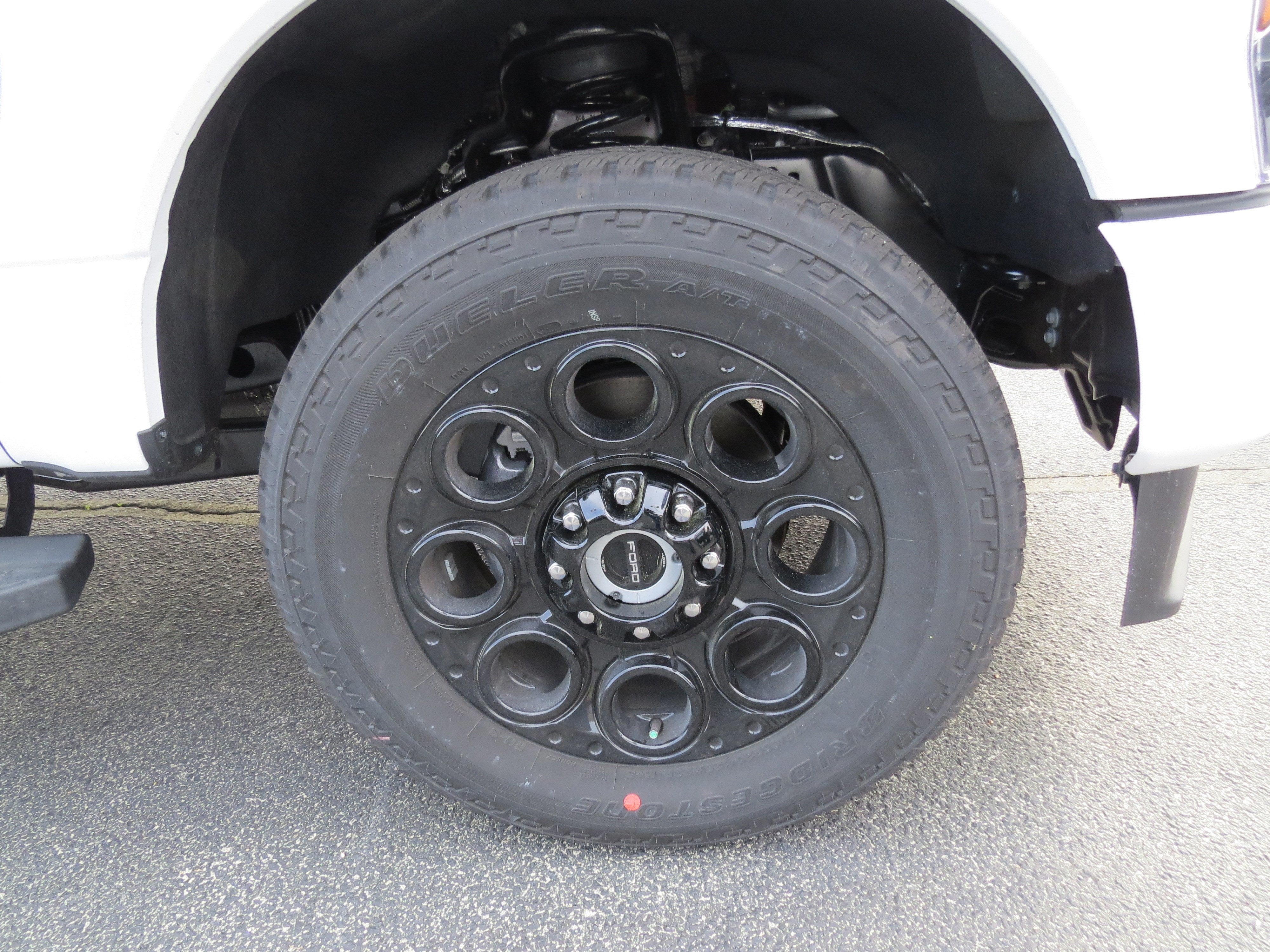 2025 Ford Super Duty F-250 SRW F-250® Lariat®