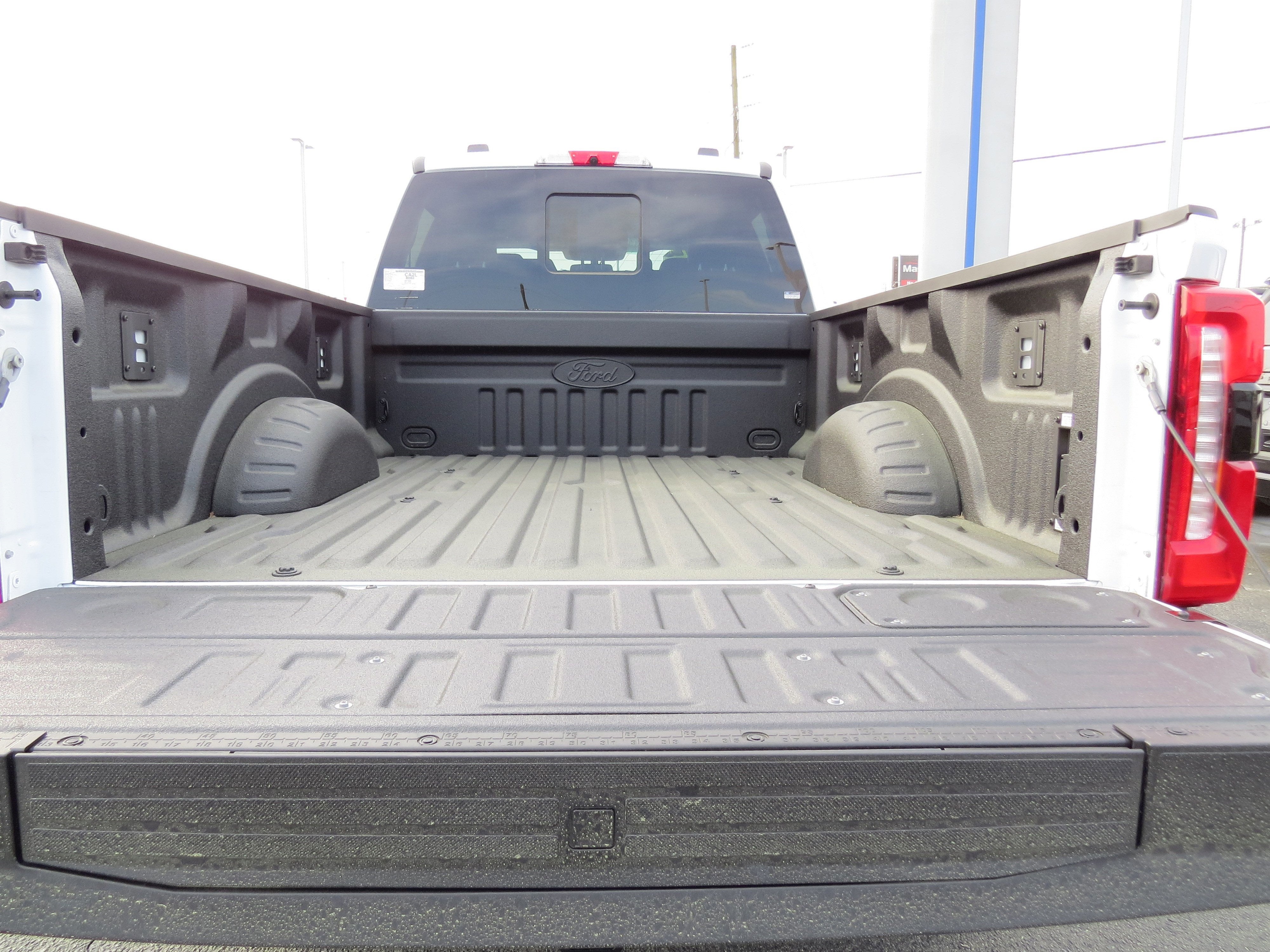 2025 Ford Super Duty F-250 SRW F-250® Lariat®