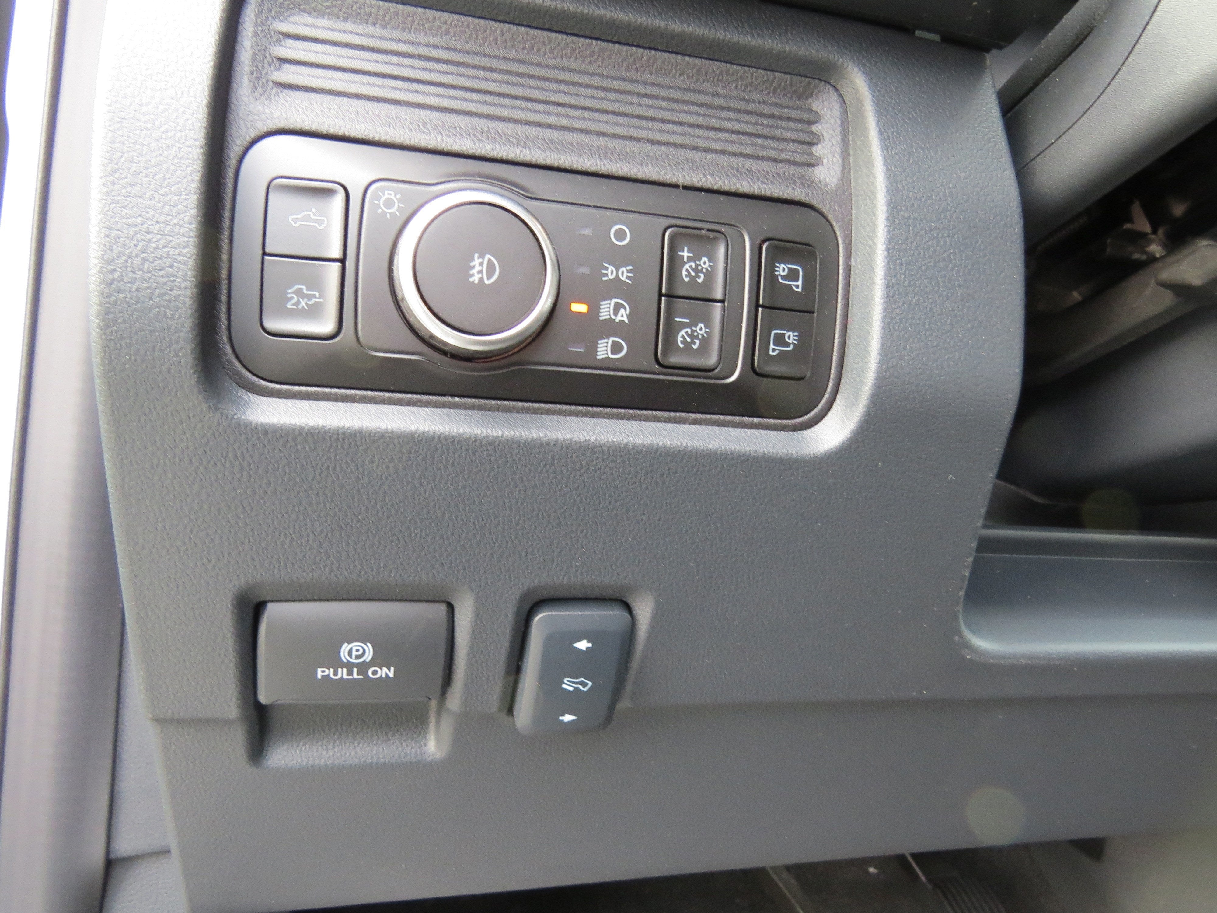 2025 Ford Super Duty F-250 SRW F-250® Lariat®