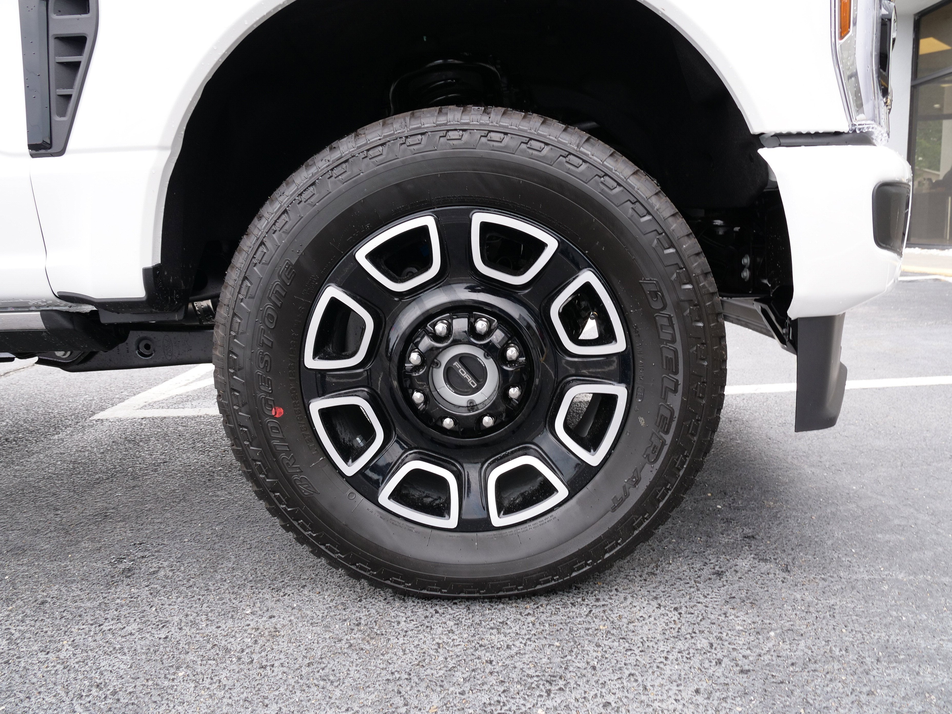 2026 Ford Super Duty F-350 SRW F-350® Platinum®
