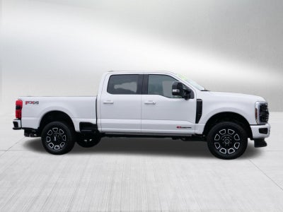 2026 Ford Super Duty F-350 SRW F-350® Platinum®