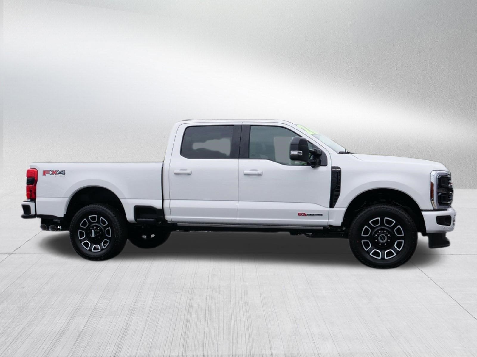 2026 Ford Super Duty F-350 SRW F-350® Platinum®