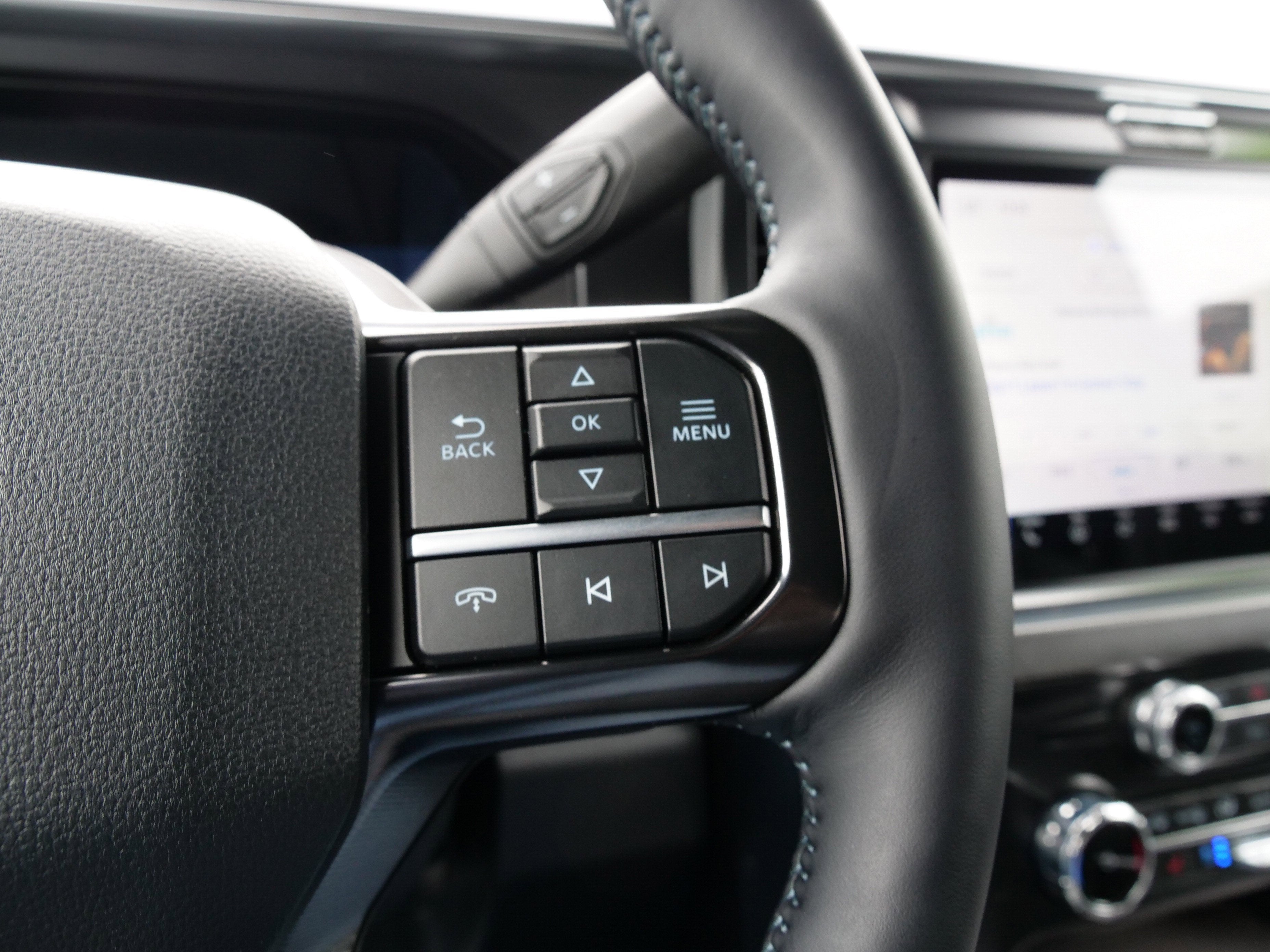 2026 Ford Super Duty F-350 SRW F-350® Platinum®