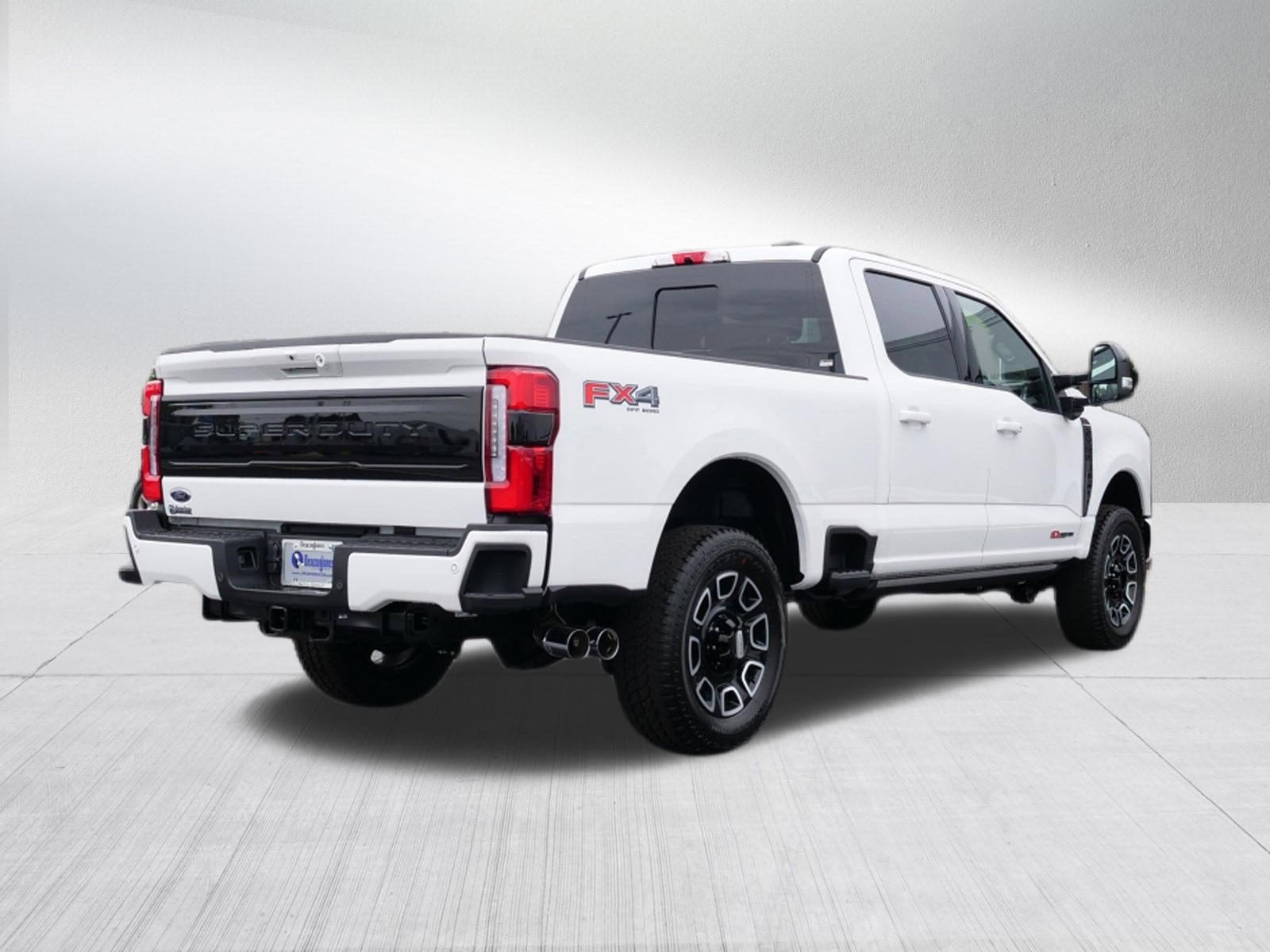 2026 Ford Super Duty F-350 SRW F-350® Platinum®