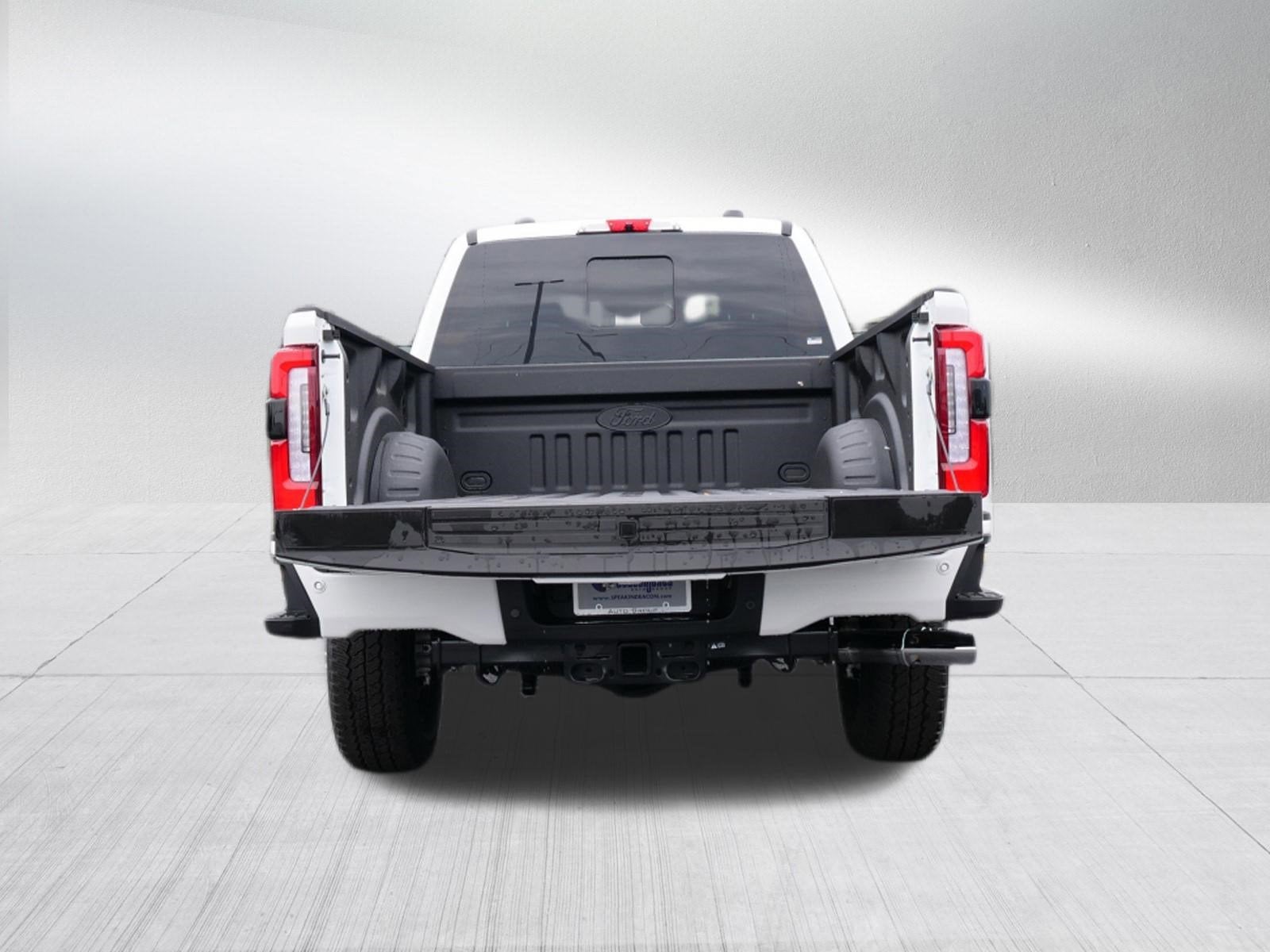 2026 Ford Super Duty F-350 SRW F-350® Platinum®
