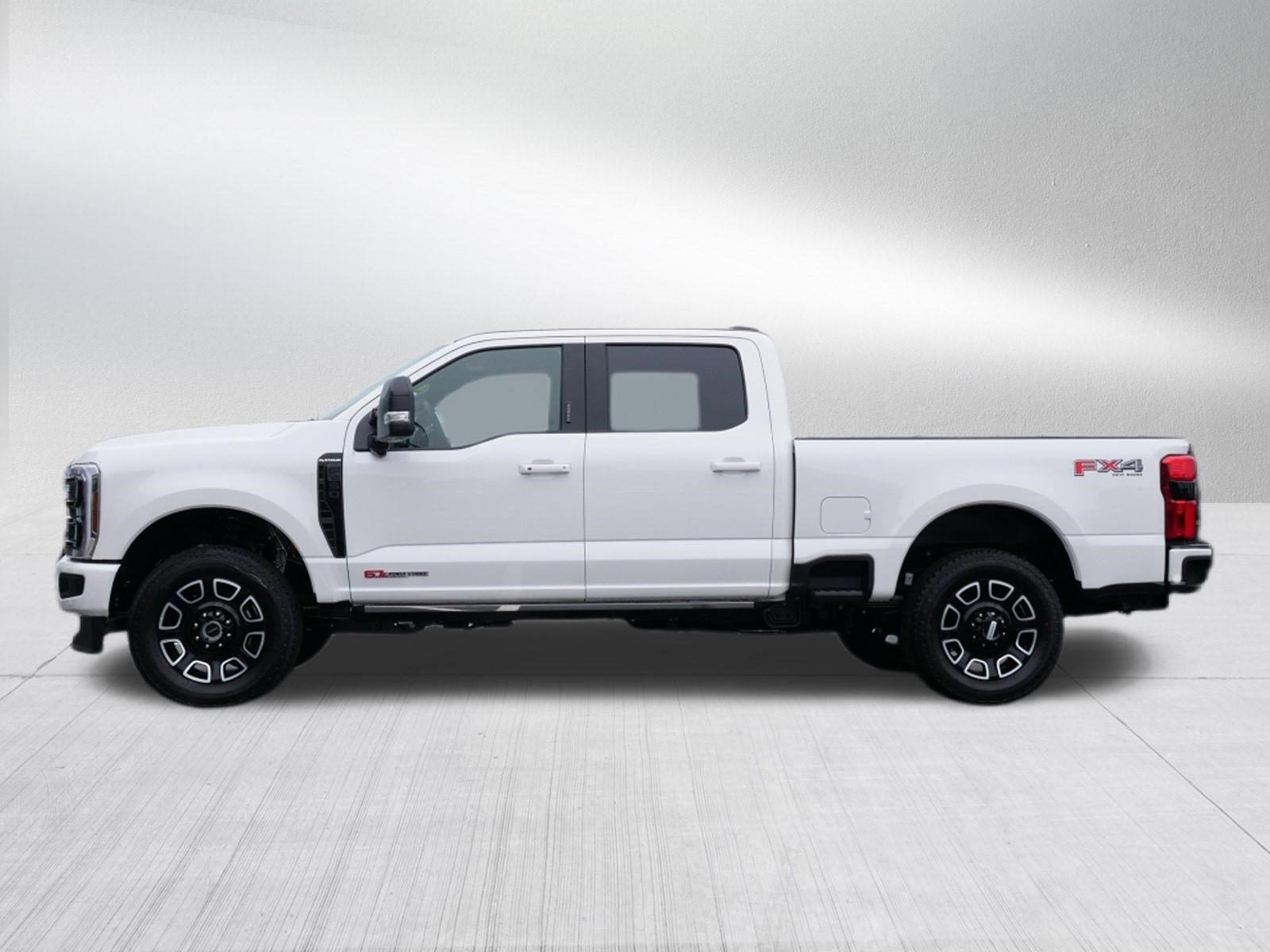 2026 Ford Super Duty F-350 SRW F-350® Platinum®