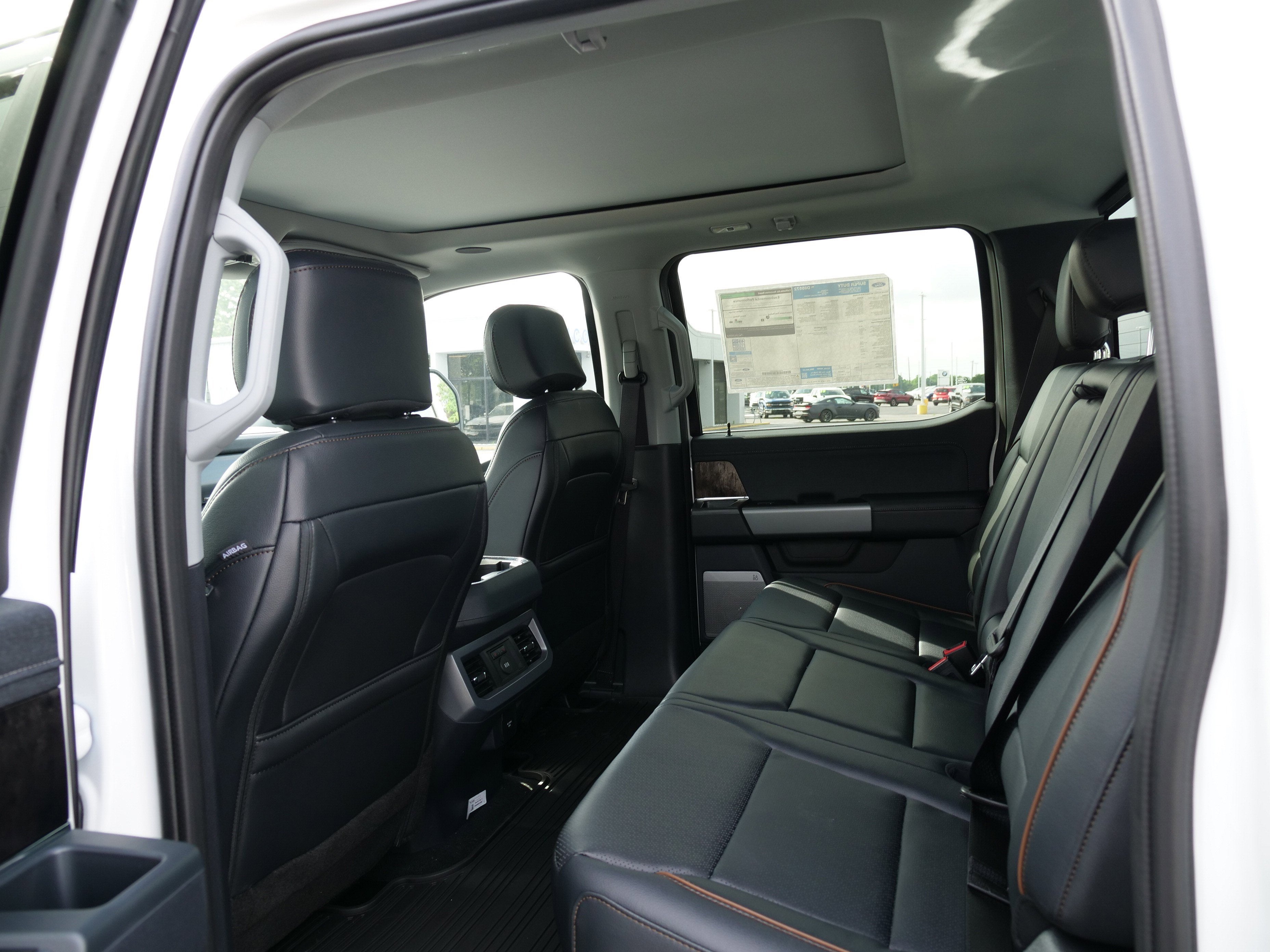 2026 Ford Super Duty F-350 SRW F-350® Lariat®
