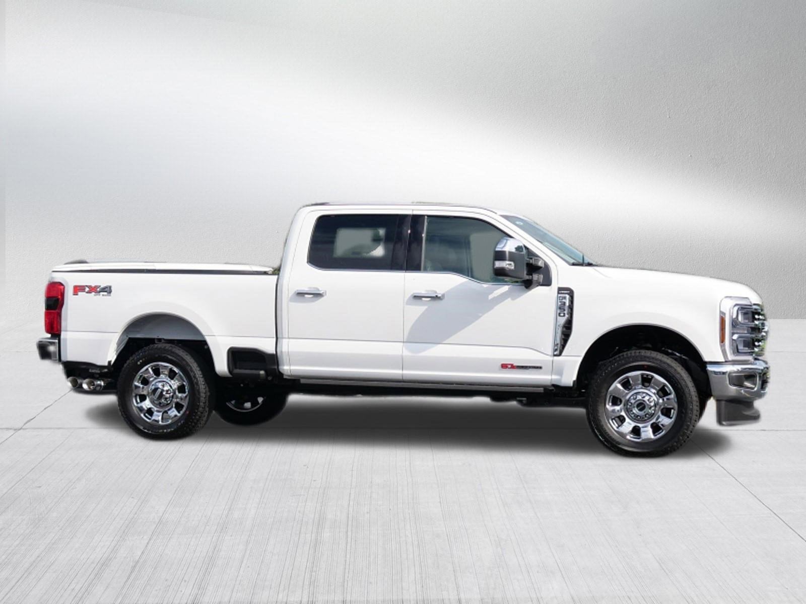 2026 Ford Super Duty F-350 SRW F-350® Lariat®