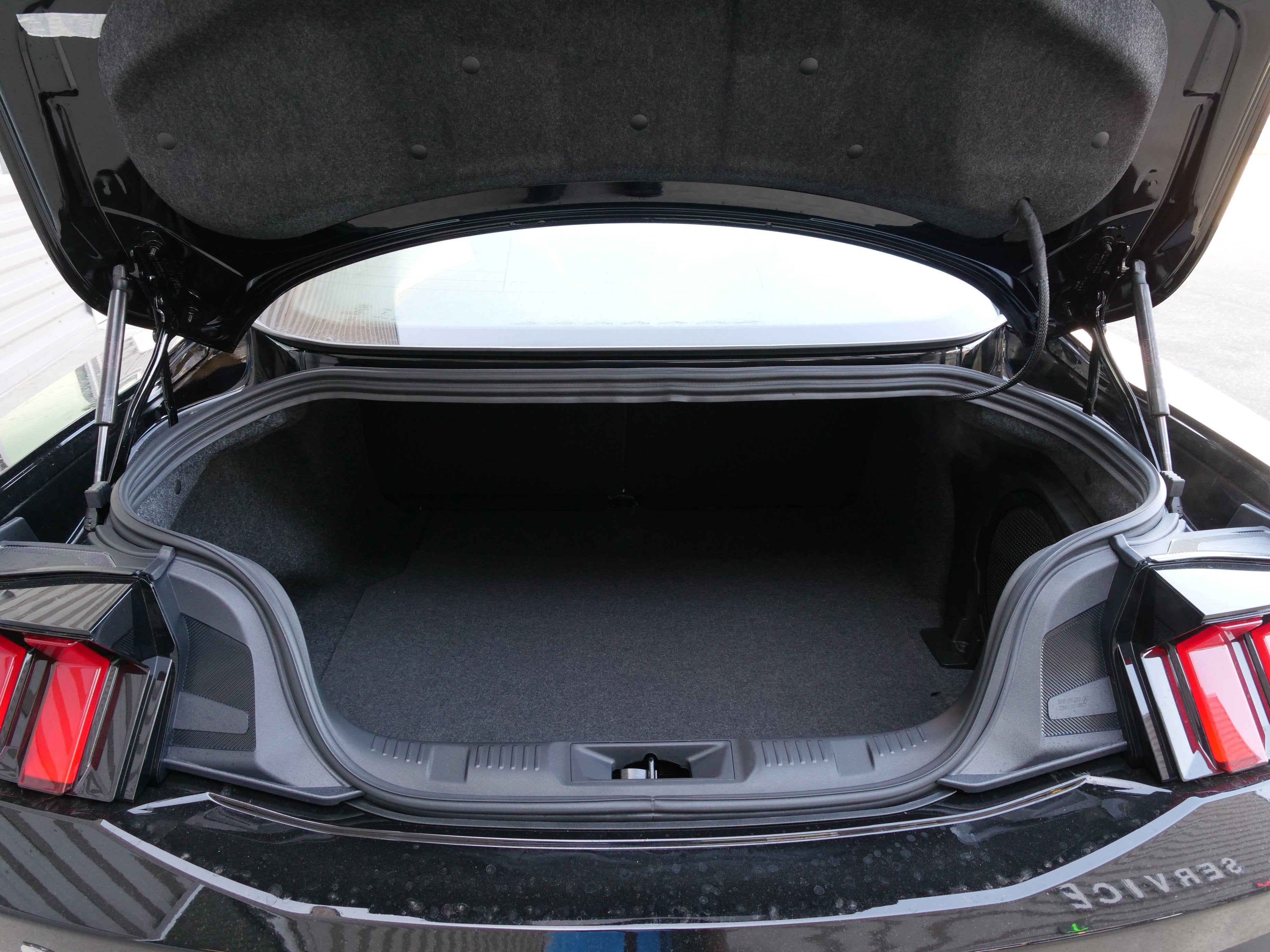 2026 Ford Mustang Premium