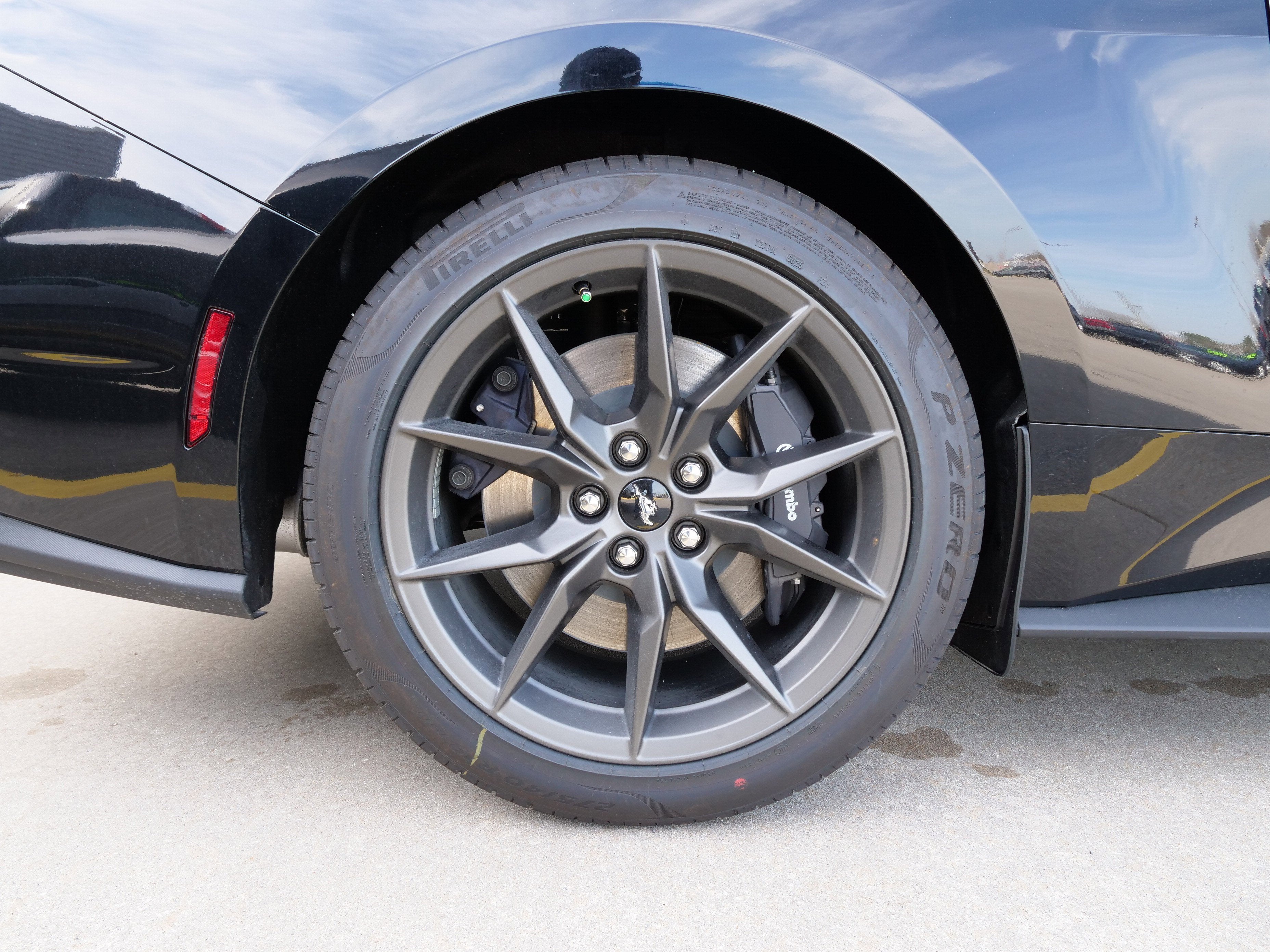 2026 Ford Mustang Dark Horse