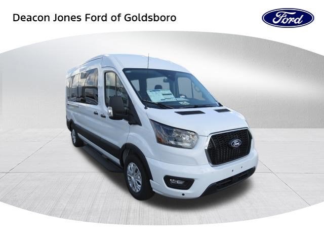 2027 Ford Transit Passenger Wagon XLT