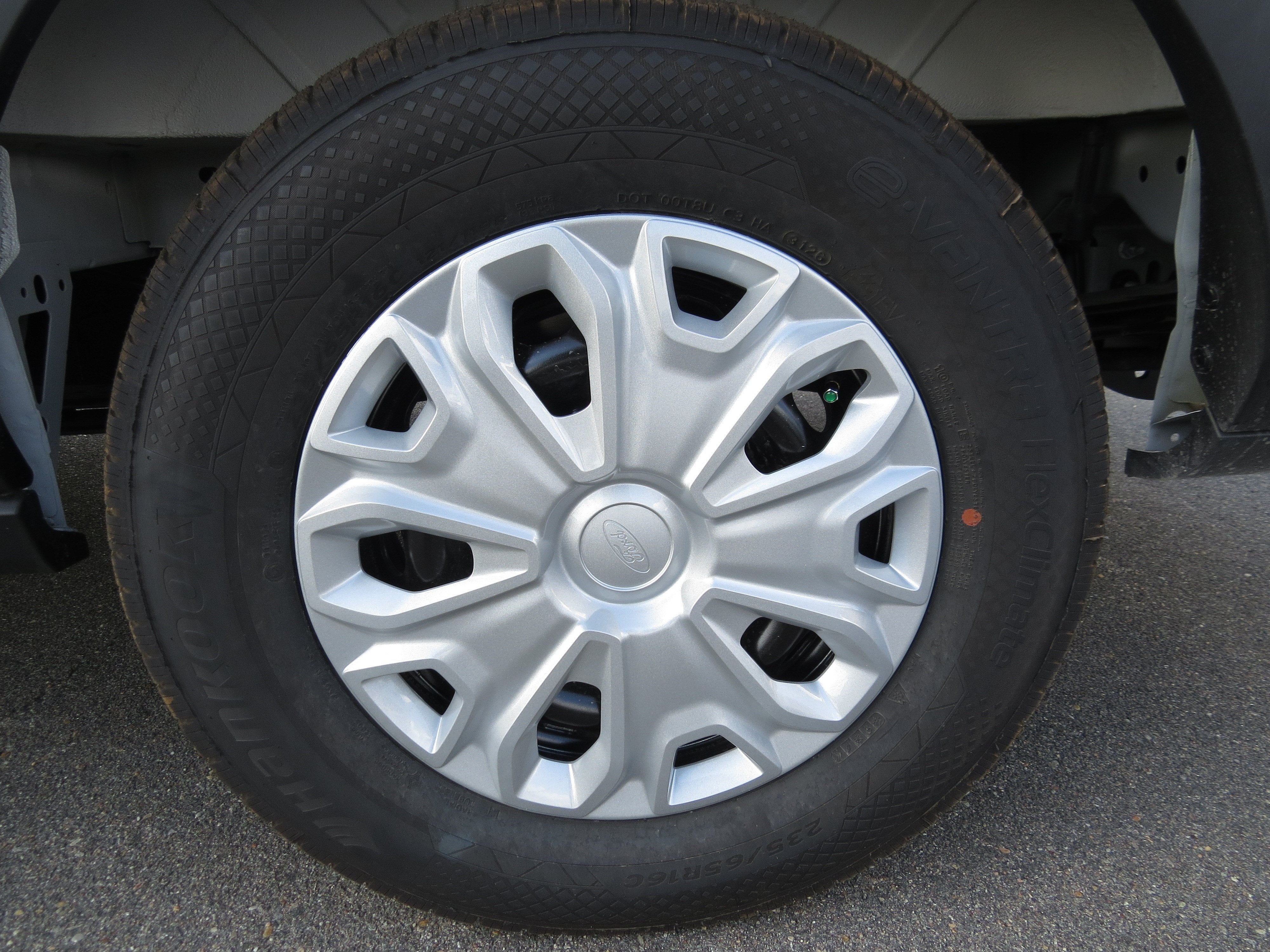2027 Ford Transit Passenger Wagon XLT