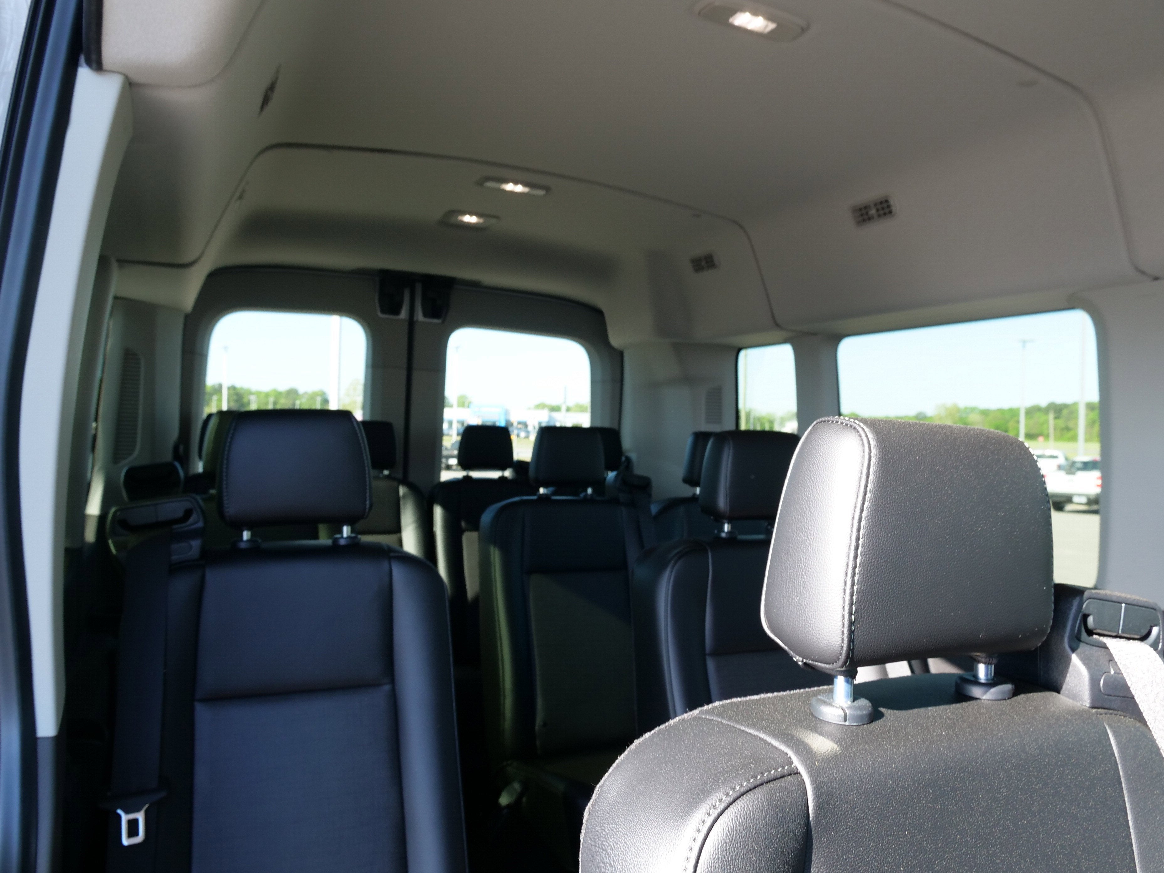 2025 Ford Transit Passenger Wagon XL