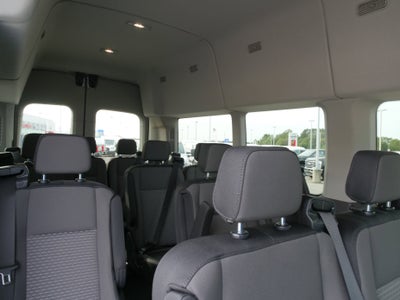 2026 Ford Transit Passenger Wagon XLT