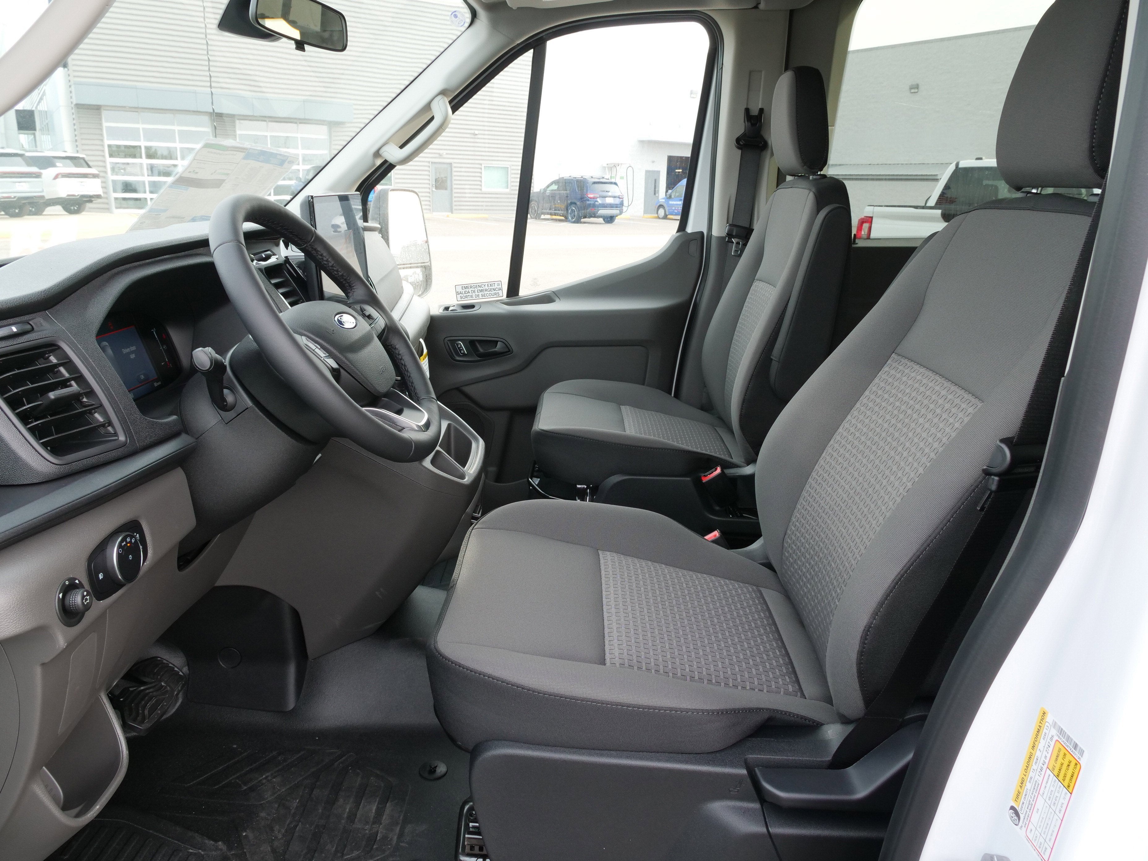 2026 Ford Transit Passenger Wagon XLT