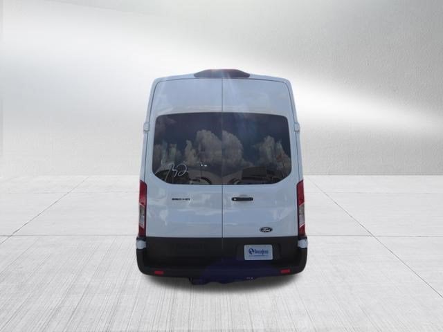 2027 Ford Transit Passenger Wagon XL