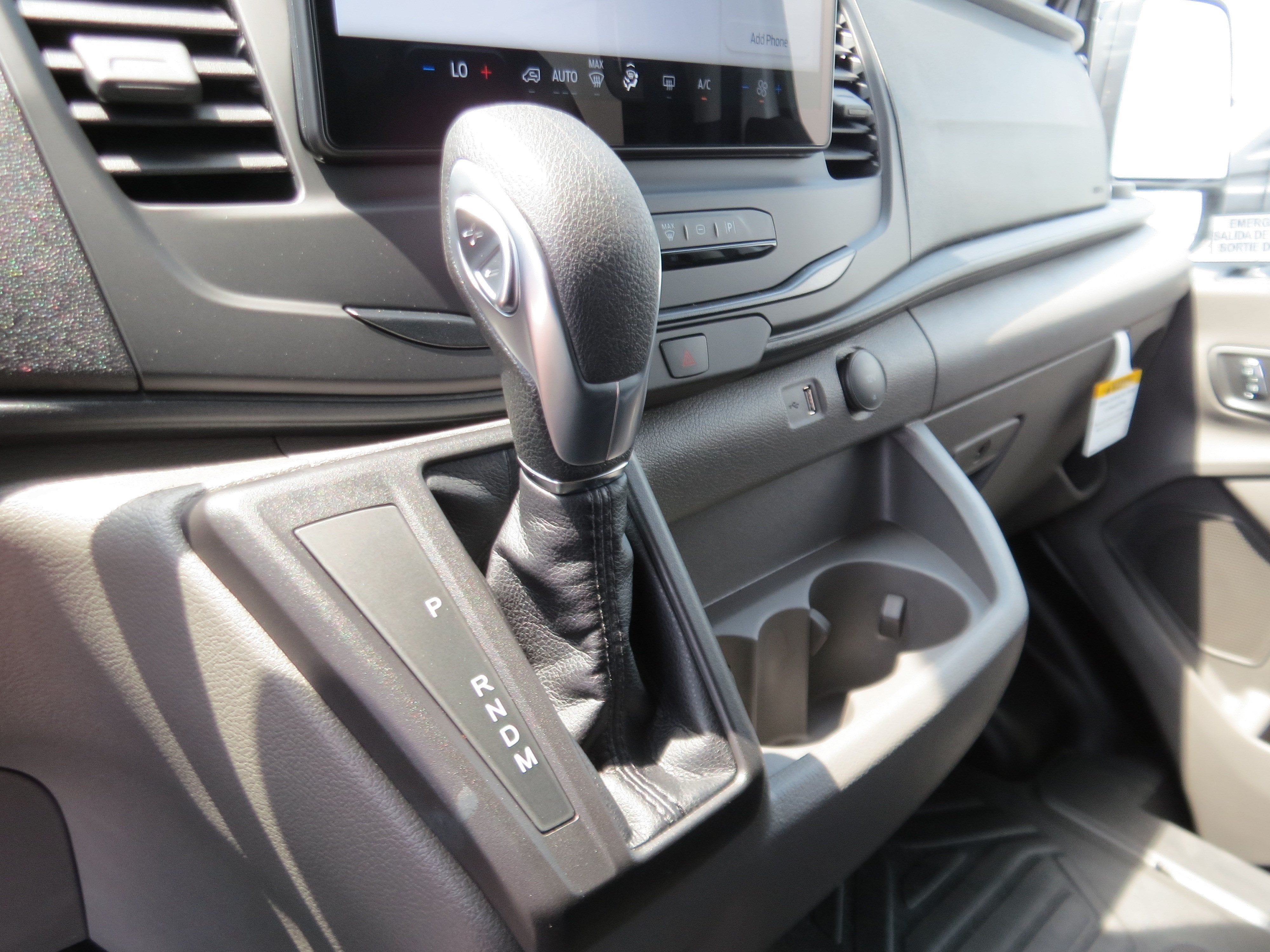 2026 Ford Transit Passenger Wagon XL