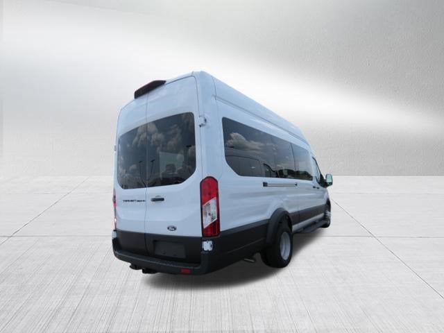 2026 Ford Transit Passenger Wagon XL