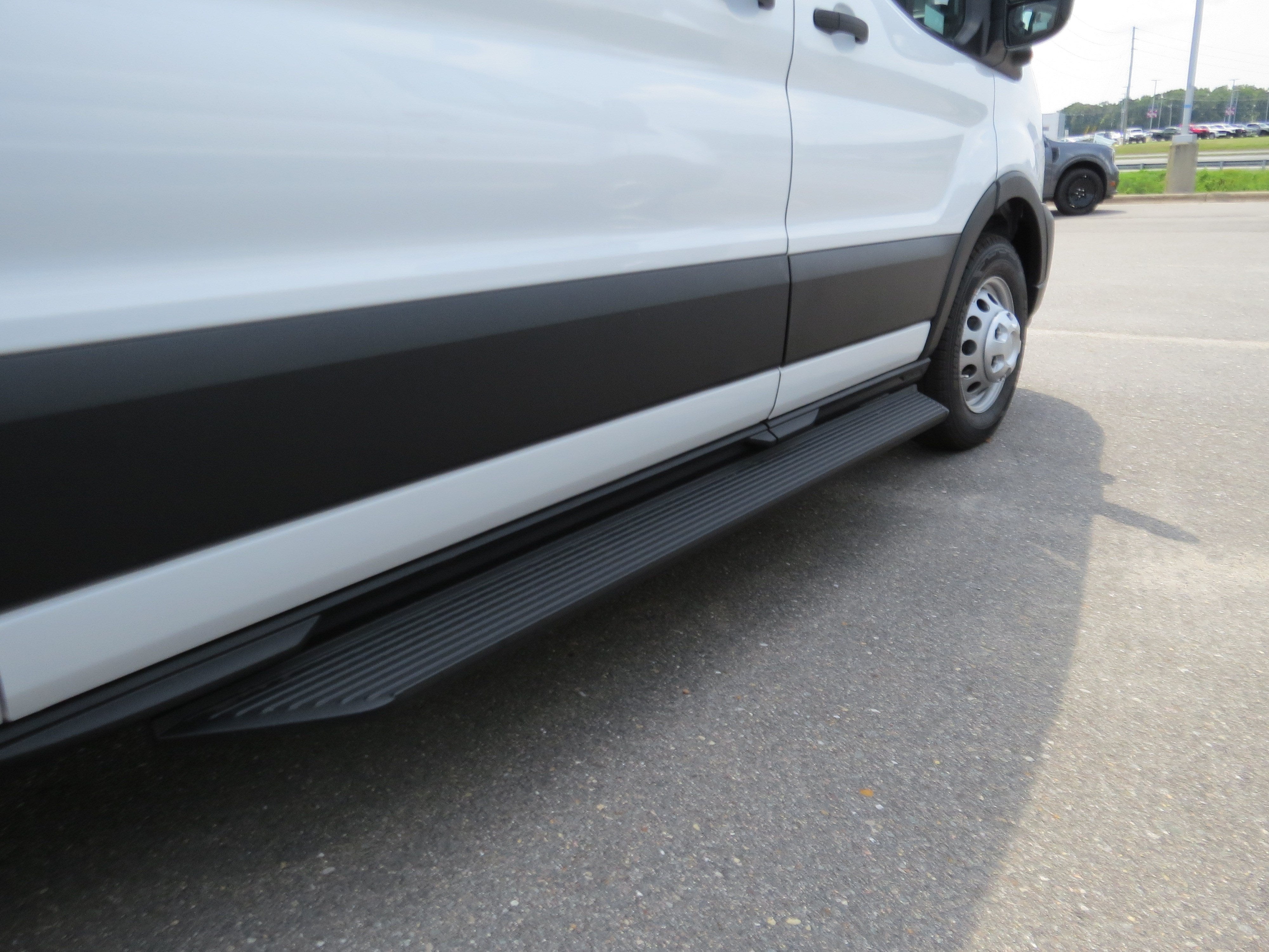 2026 Ford Transit Passenger Wagon XL