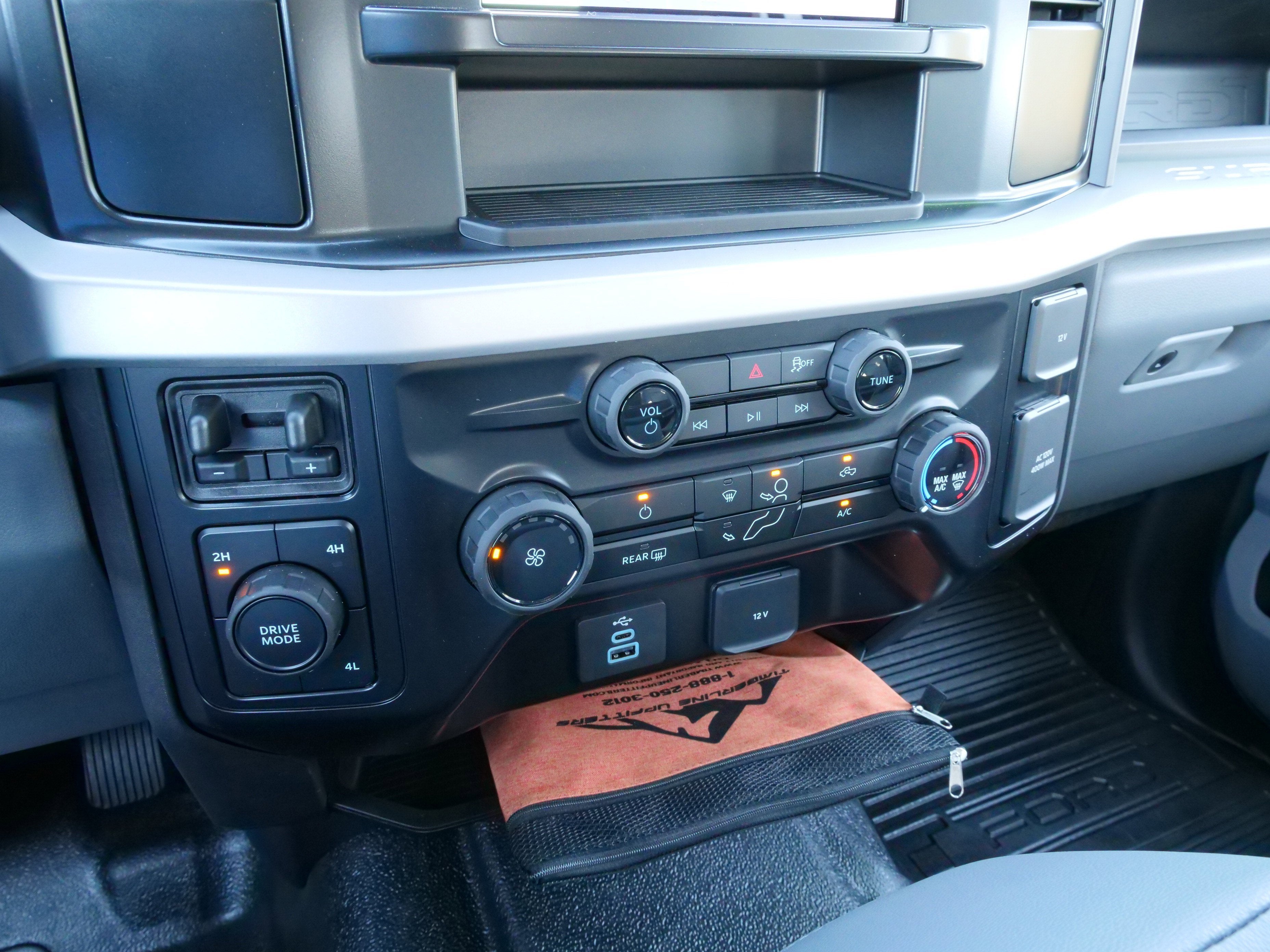 2026 Ford Super Duty F-350 DRW XL