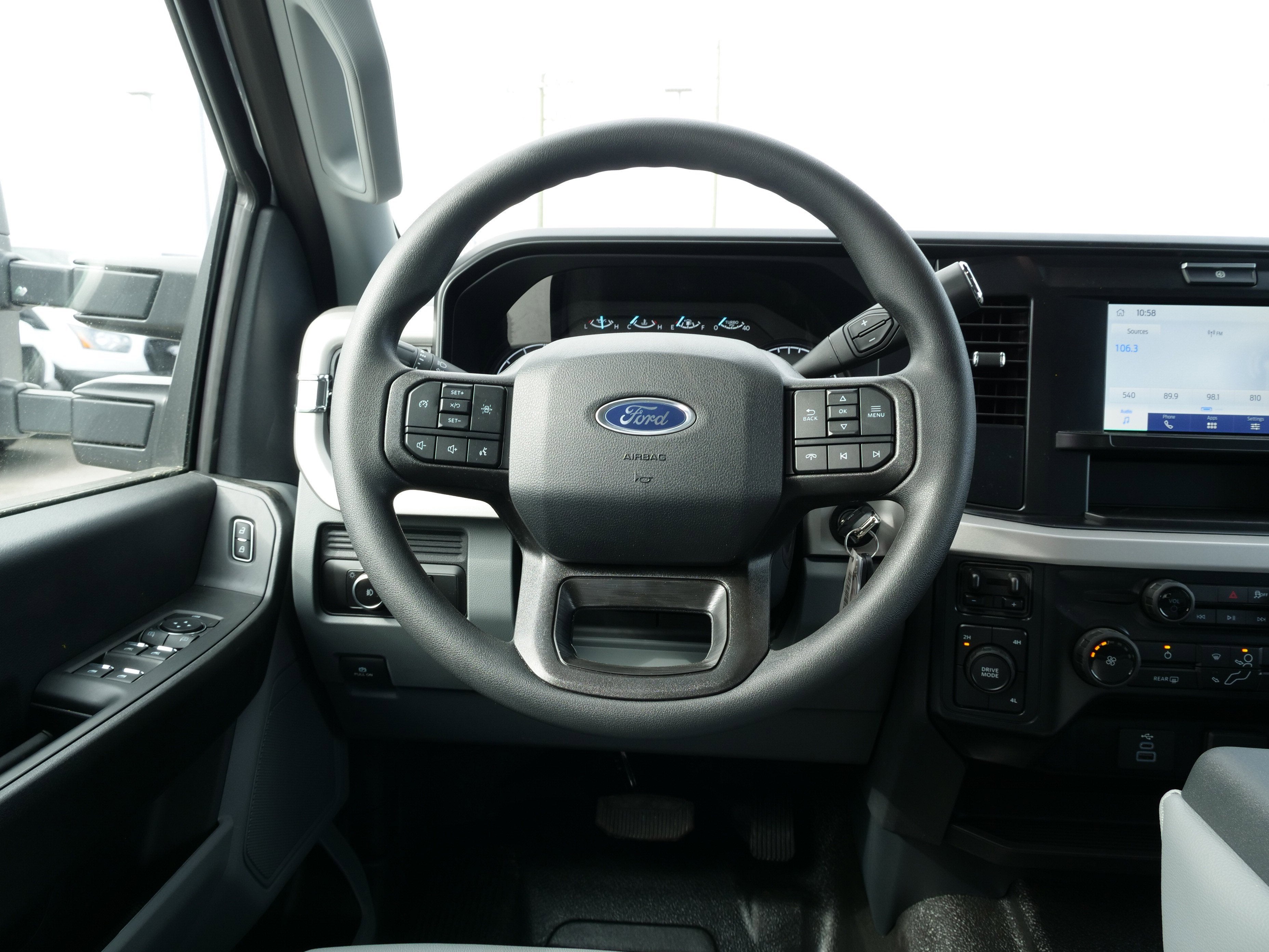 2026 Ford Super Duty F-450 DRW XL