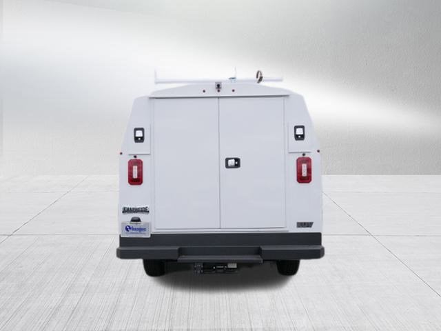 2026 Ford E-Series Cutaway Base