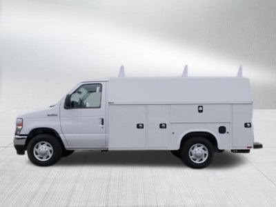 2026 Ford E-Series Cutaway Base