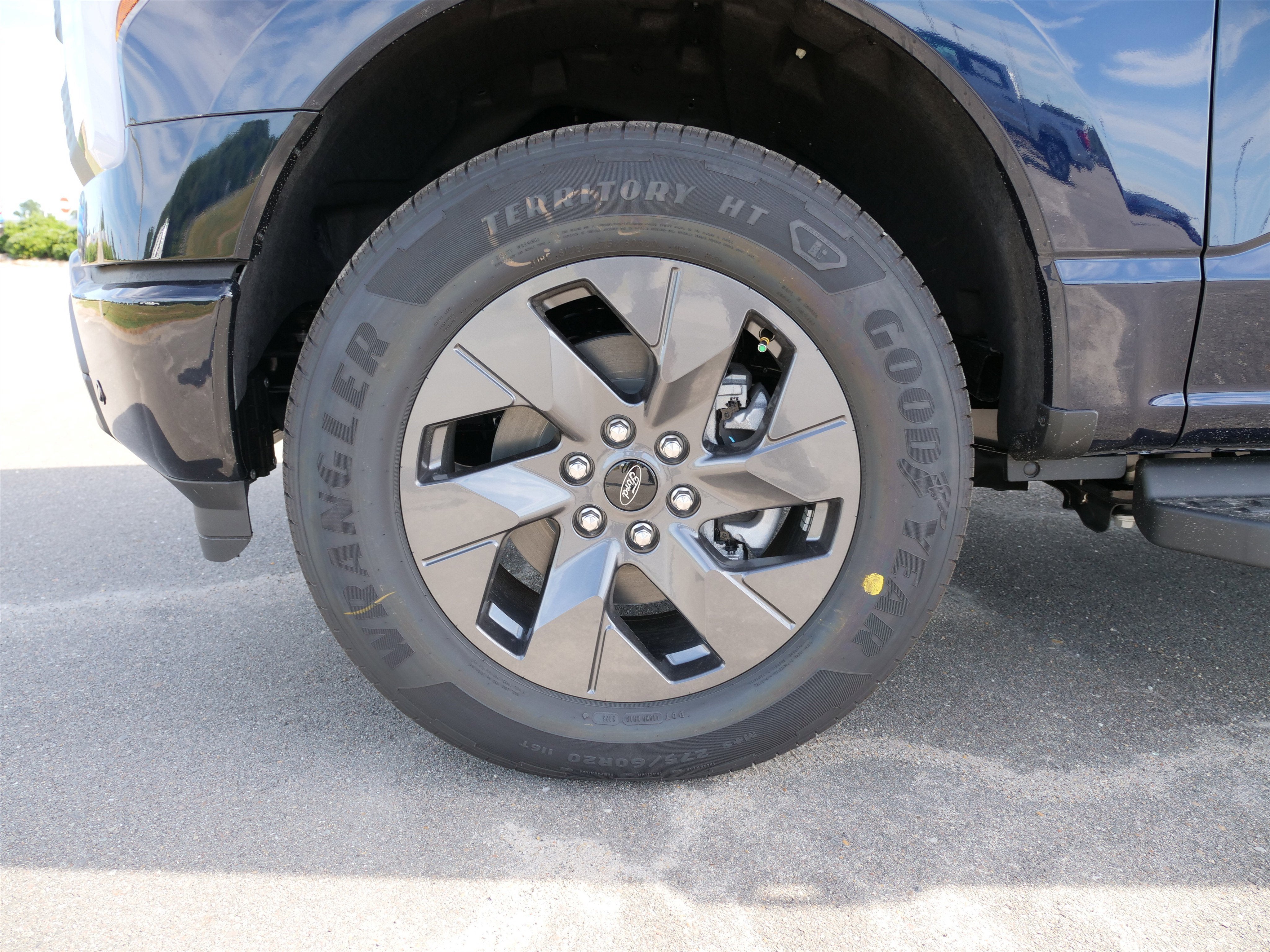 2025 Ford F-150 Lightning Flash