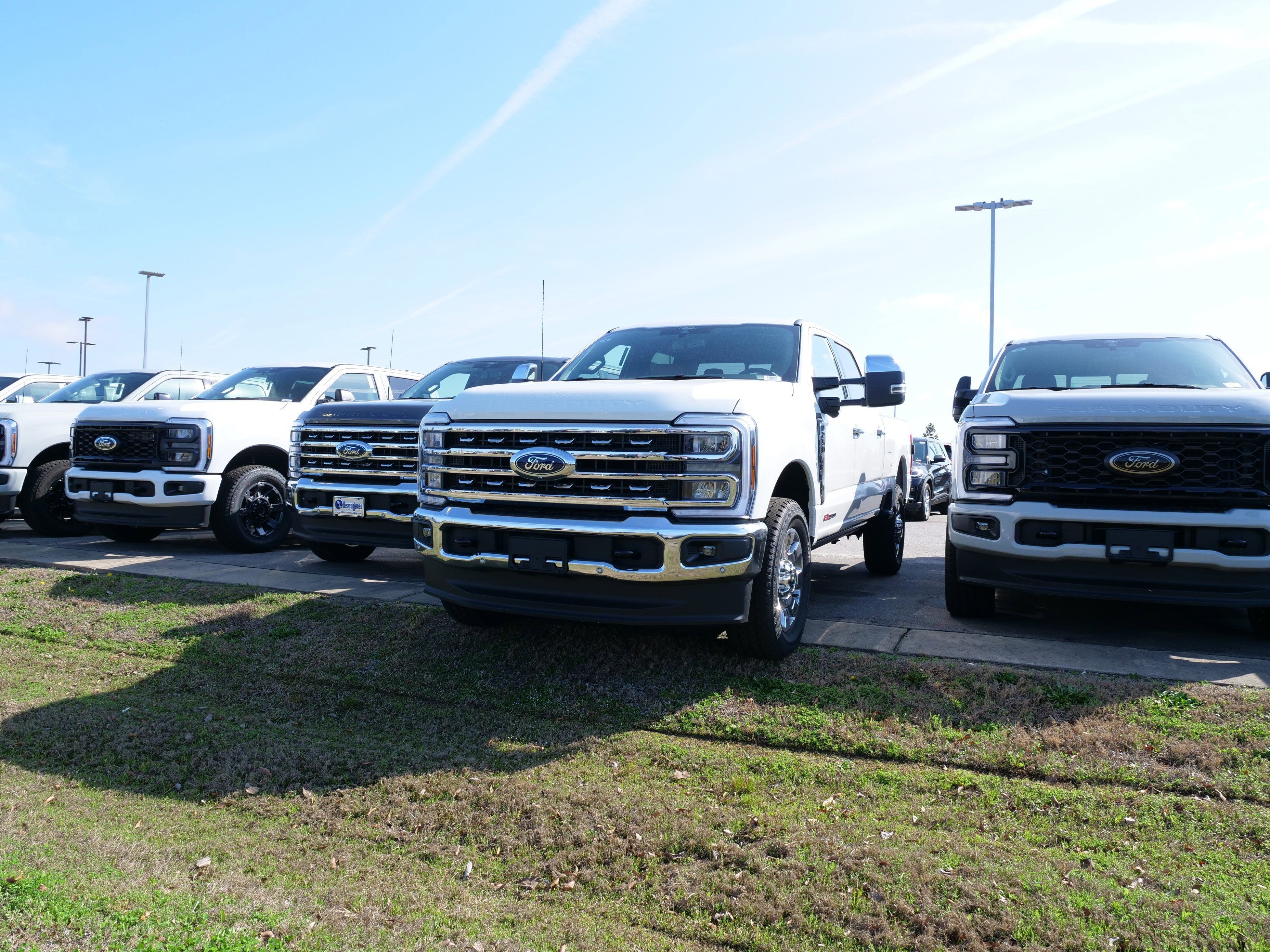 2026 Ford Super Duty F-250 SRW LARIAT